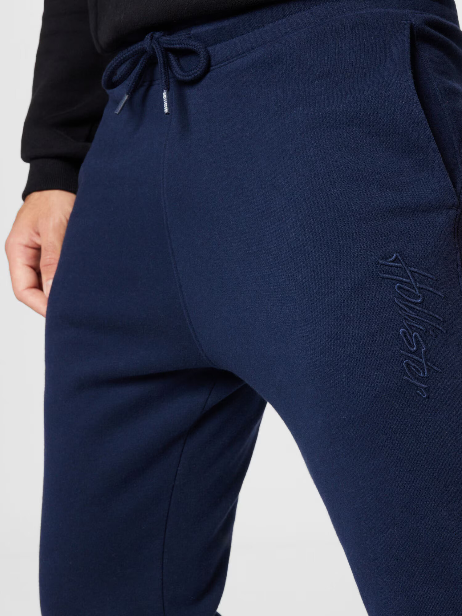 HOLLISTER Pantaloni bleumarin - Pled.ro