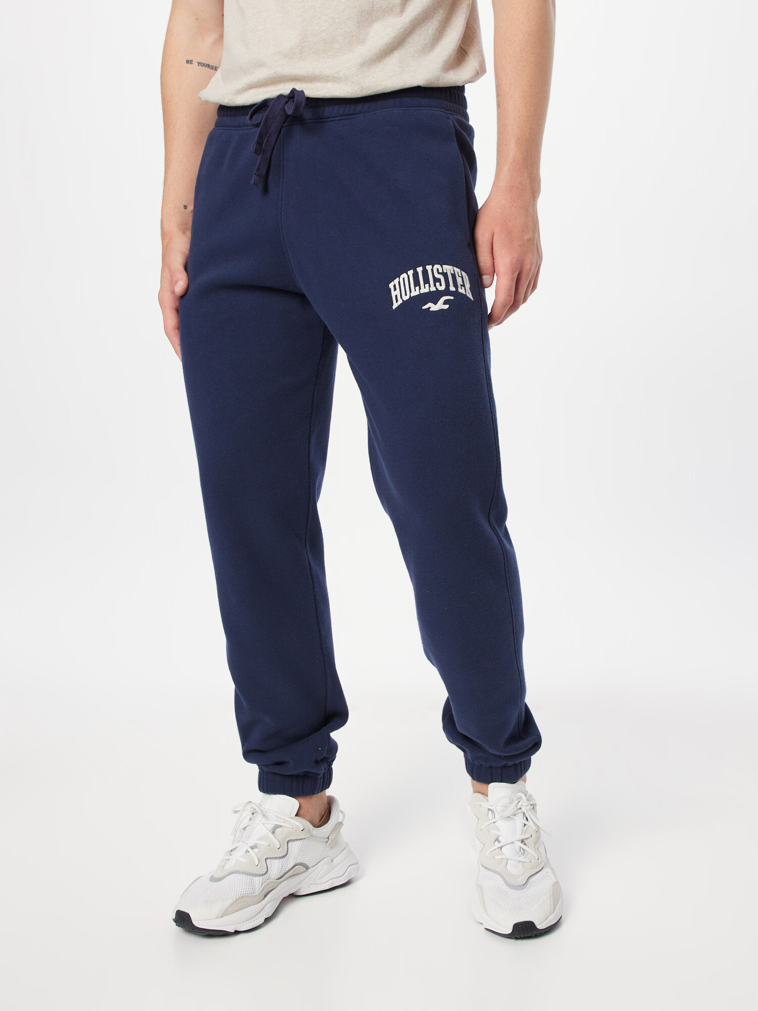 HOLLISTER Pantaloni bleumarin / alb - Pled.ro