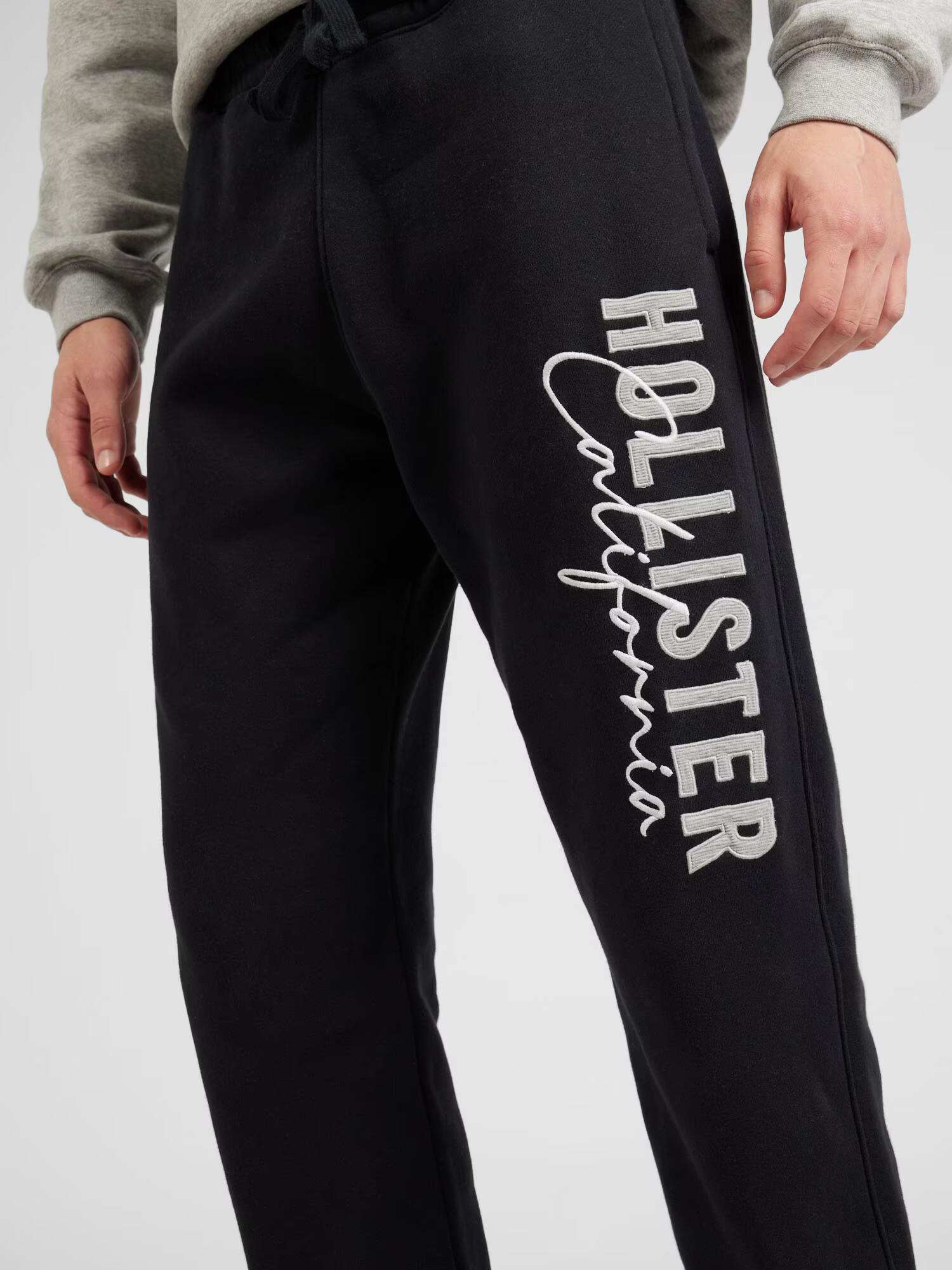 HOLLISTER Pantaloni crem / negru - Pled.ro