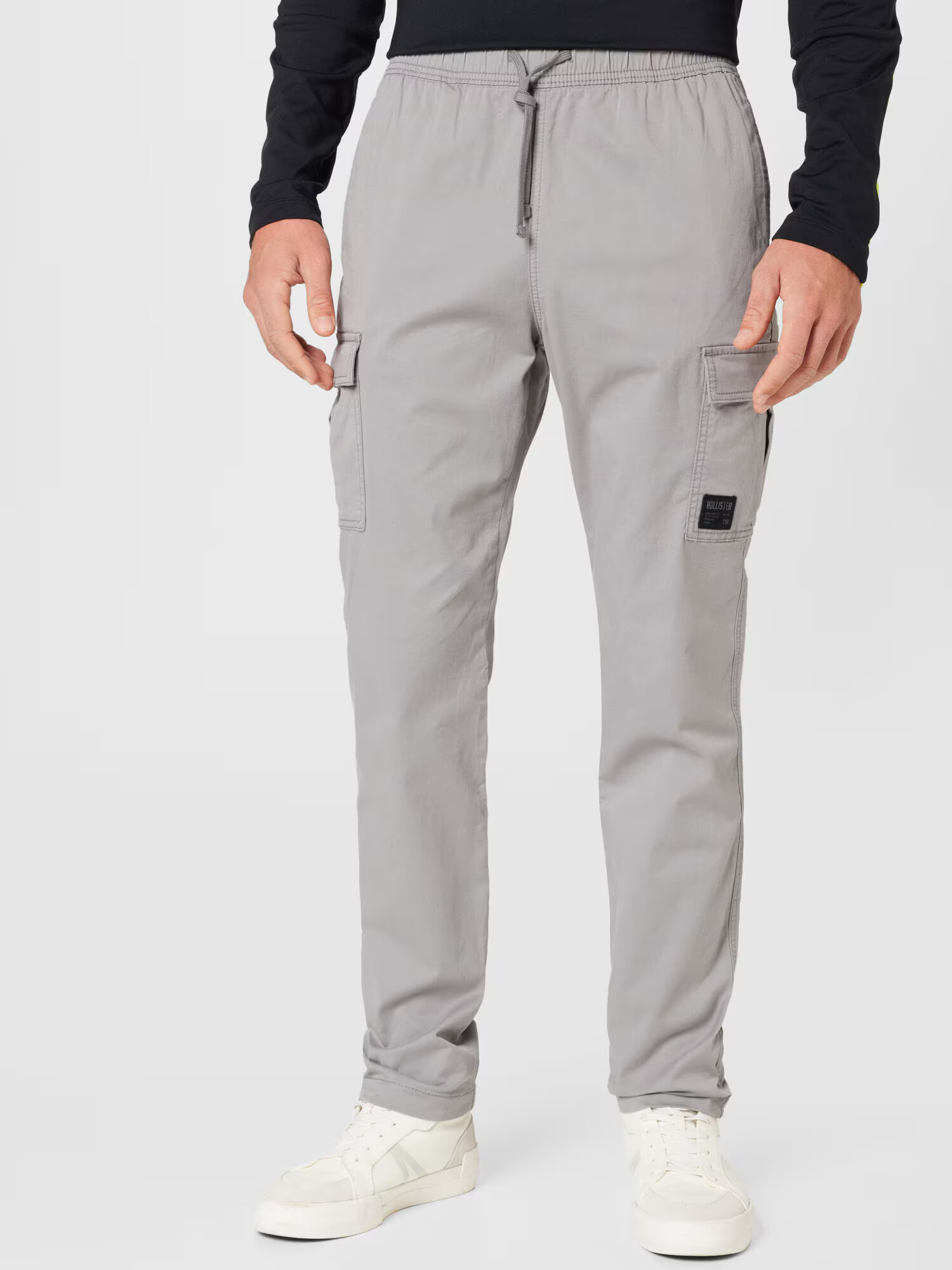 HOLLISTER Pantaloni cu buzunare gri deschis - Pled.ro