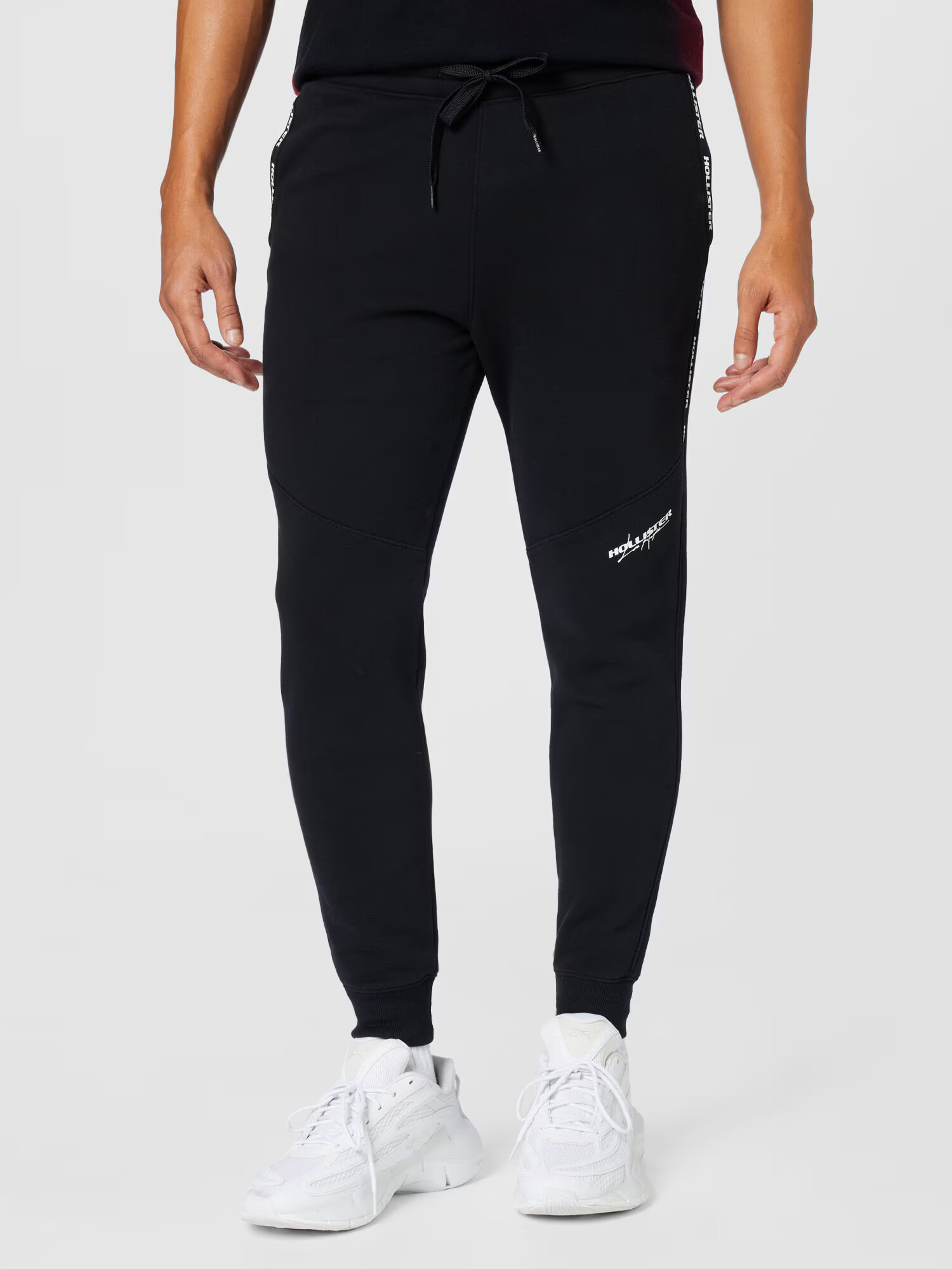 HOLLISTER Pantaloni 'EMEA' negru / alb - Pled.ro