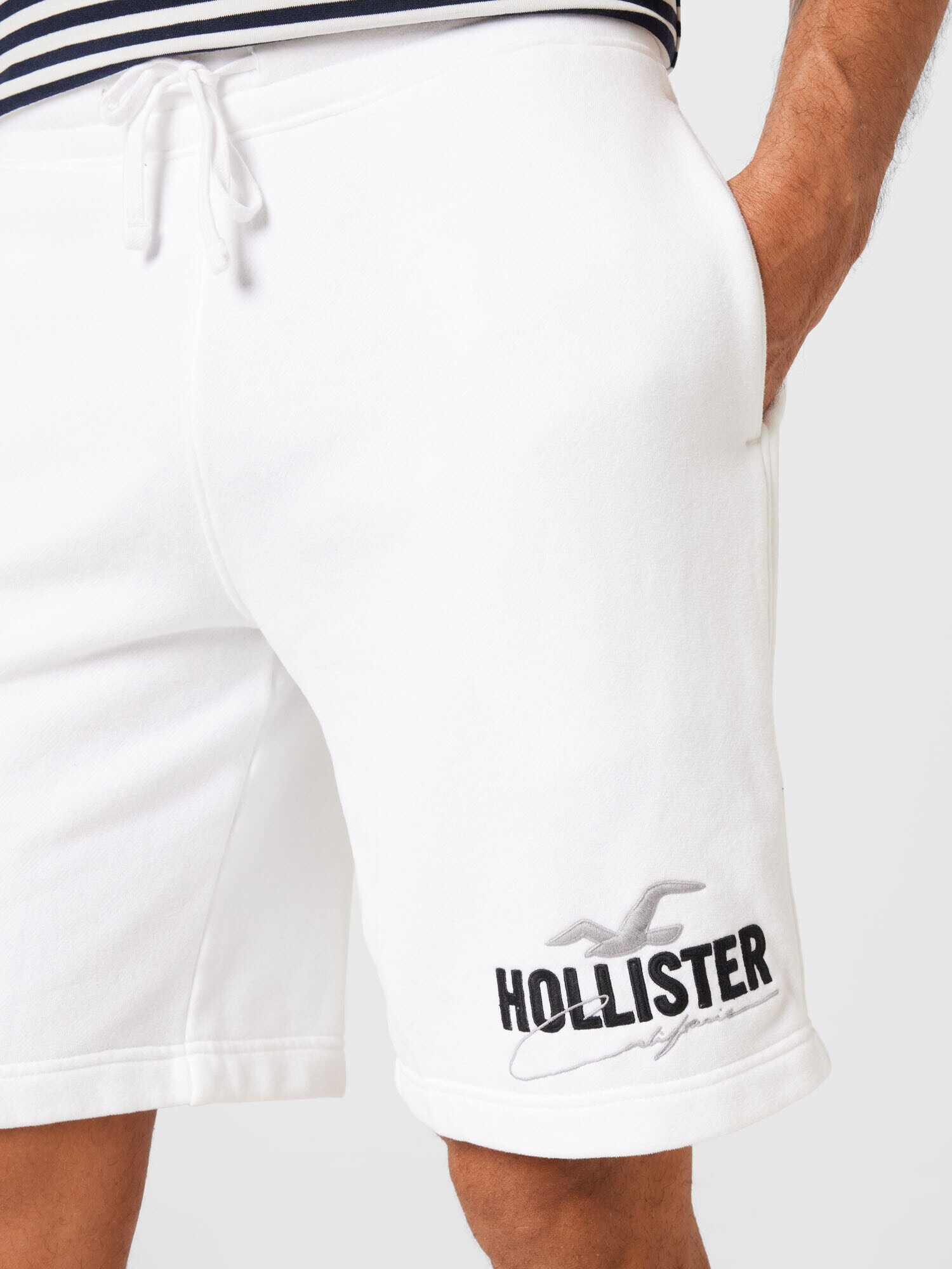 HOLLISTER Pantaloni gri argintiu / negru / alb - Pled.ro