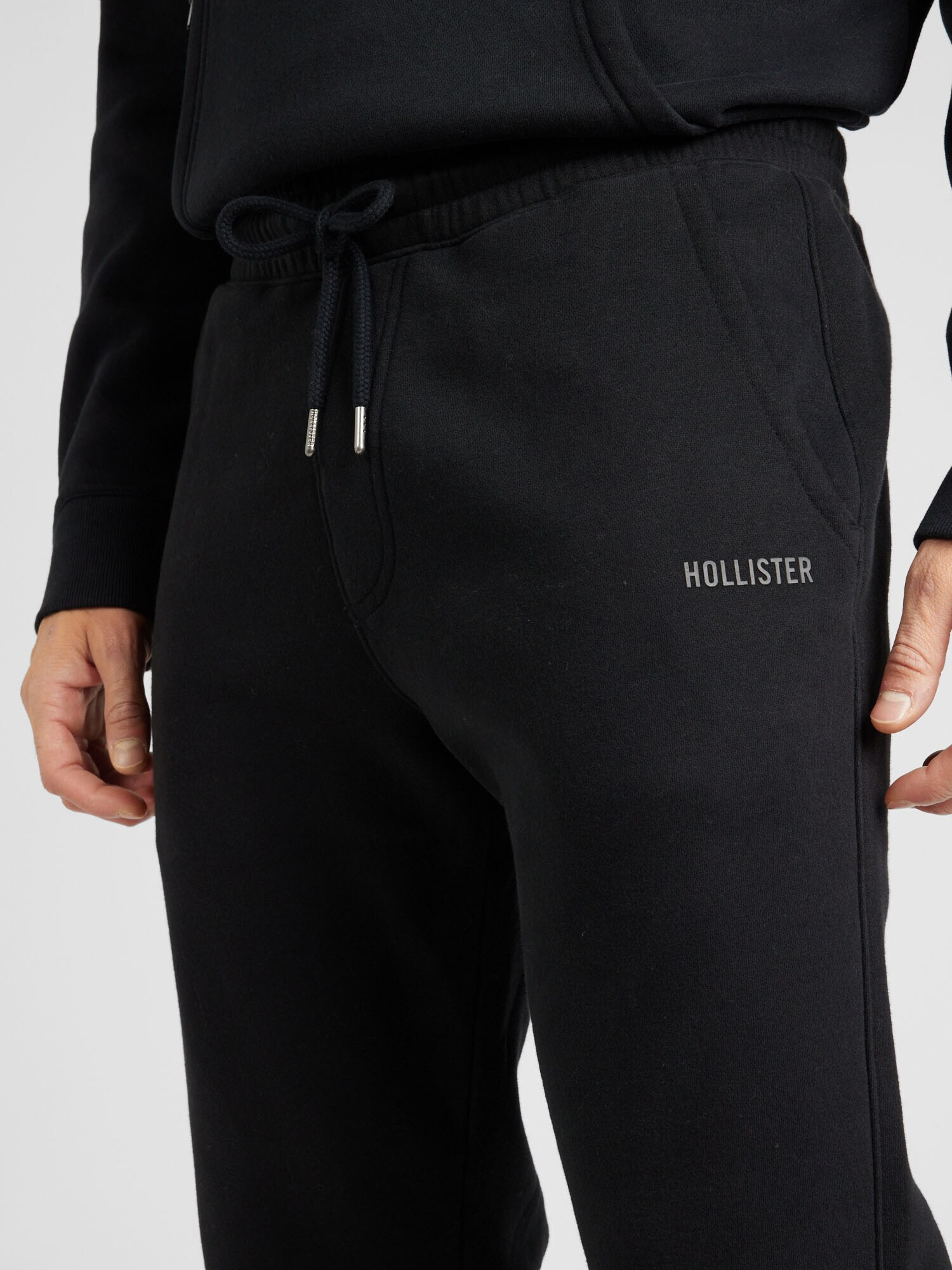 HOLLISTER Pantaloni gri / negru - Pled.ro