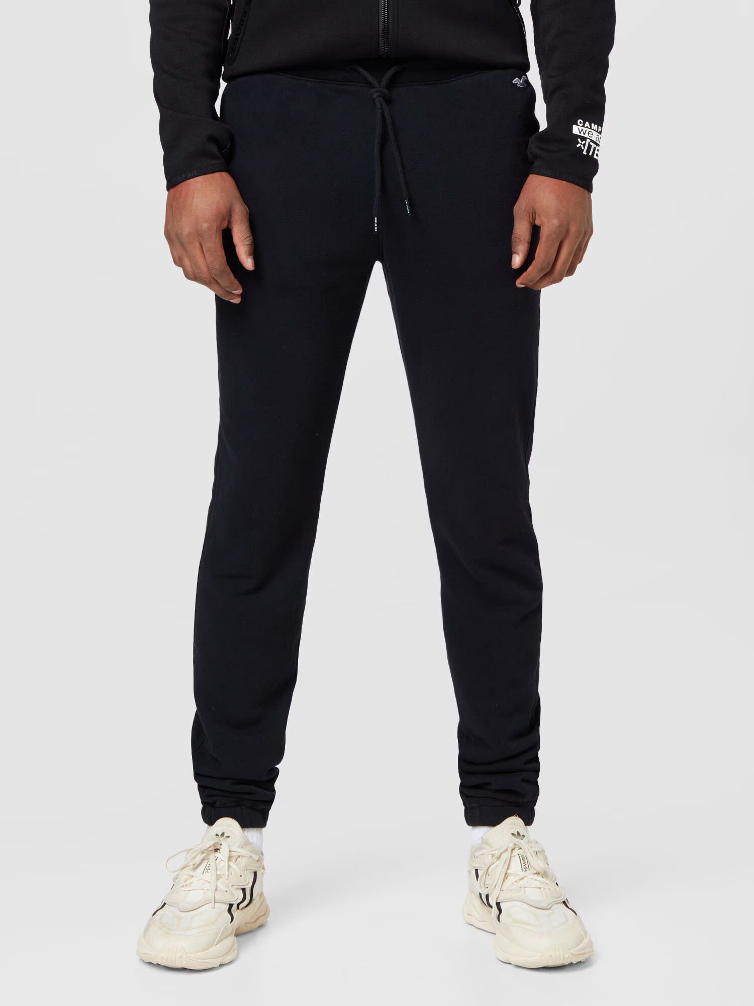 HOLLISTER Pantaloni gri / negru / alb - Pled.ro