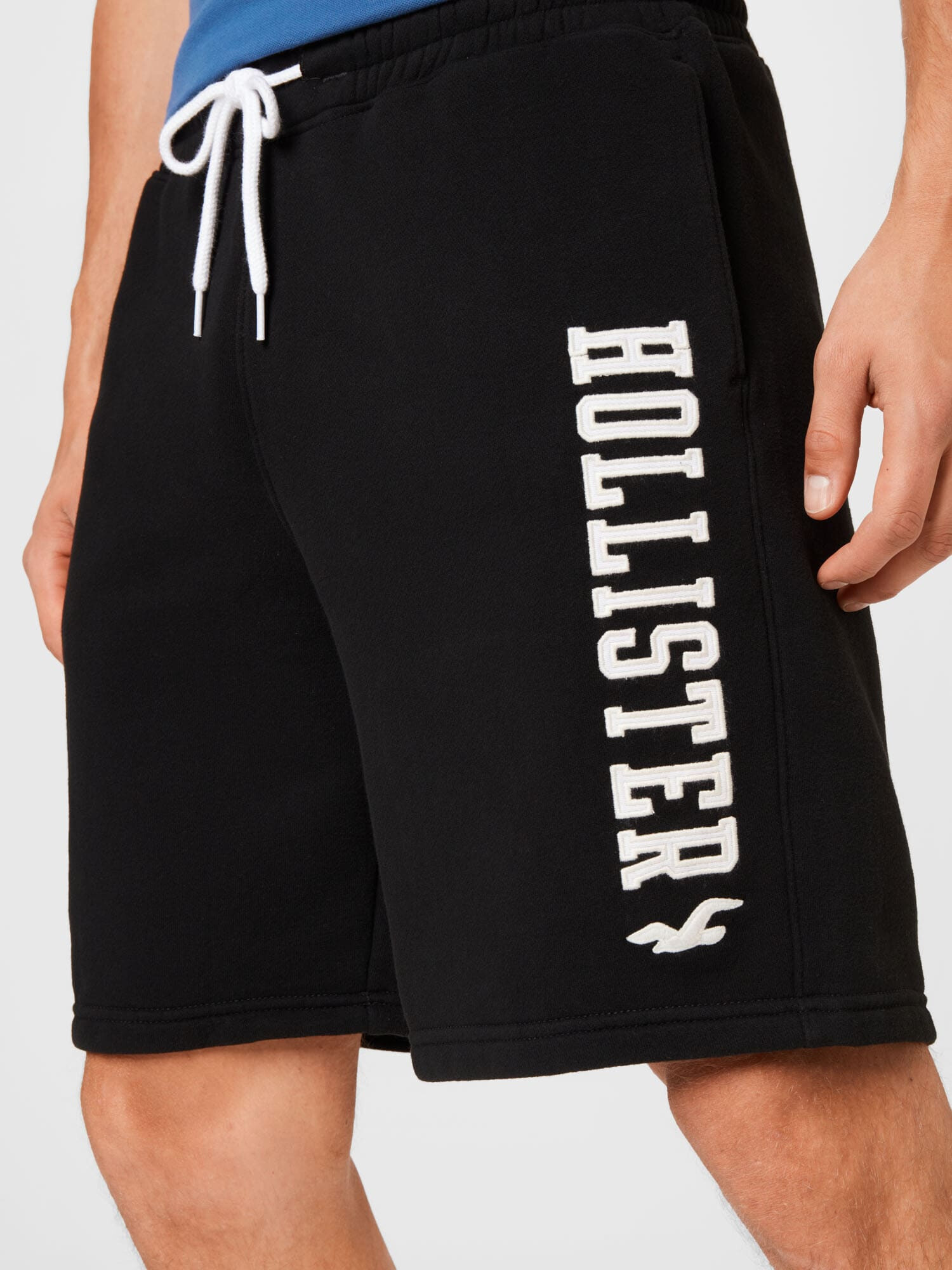 HOLLISTER Pantaloni negru / alb - Pled.ro