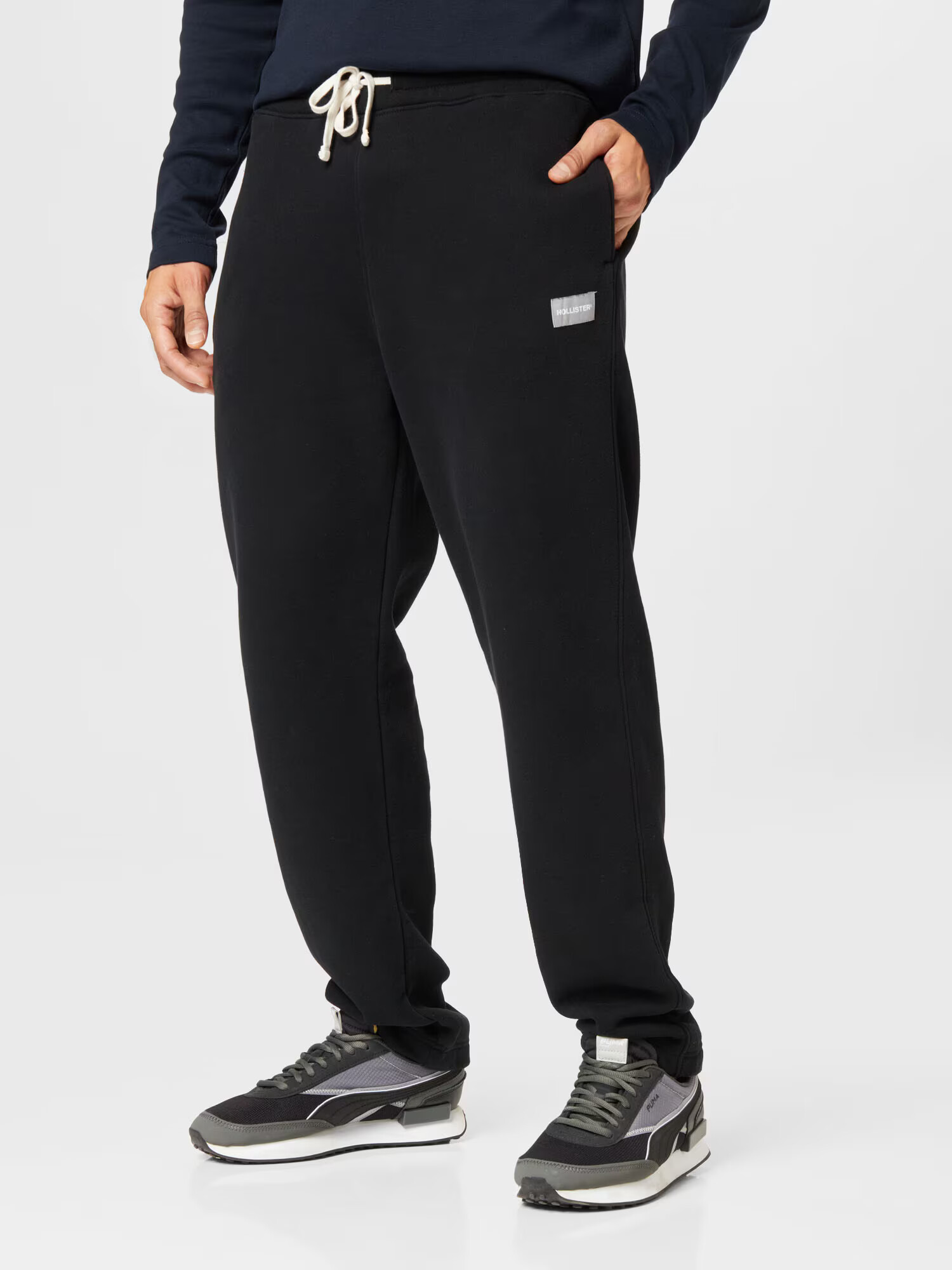 HOLLISTER Pantaloni negru / alb - Pled.ro