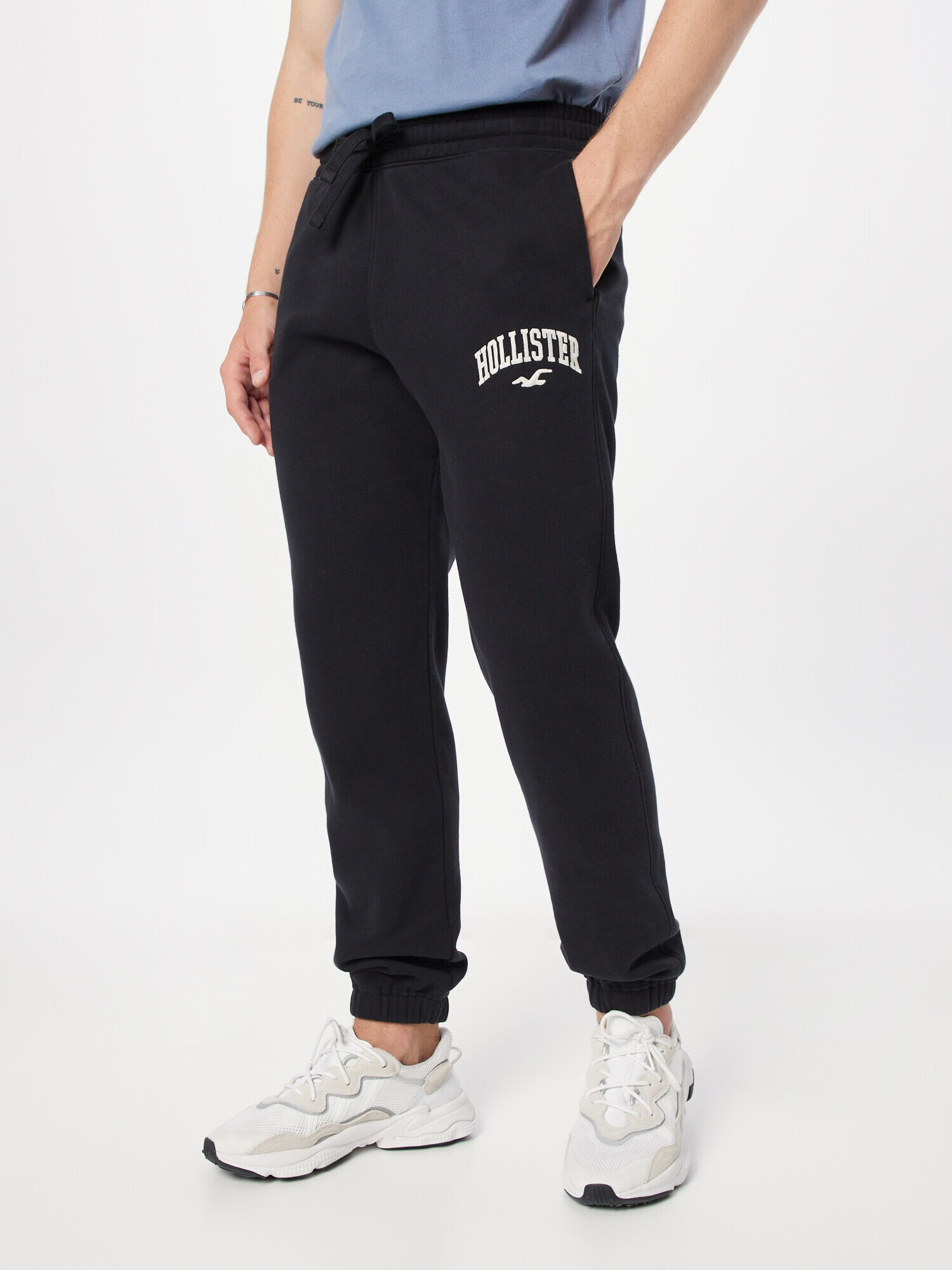 HOLLISTER Pantaloni negru / alb - Pled.ro