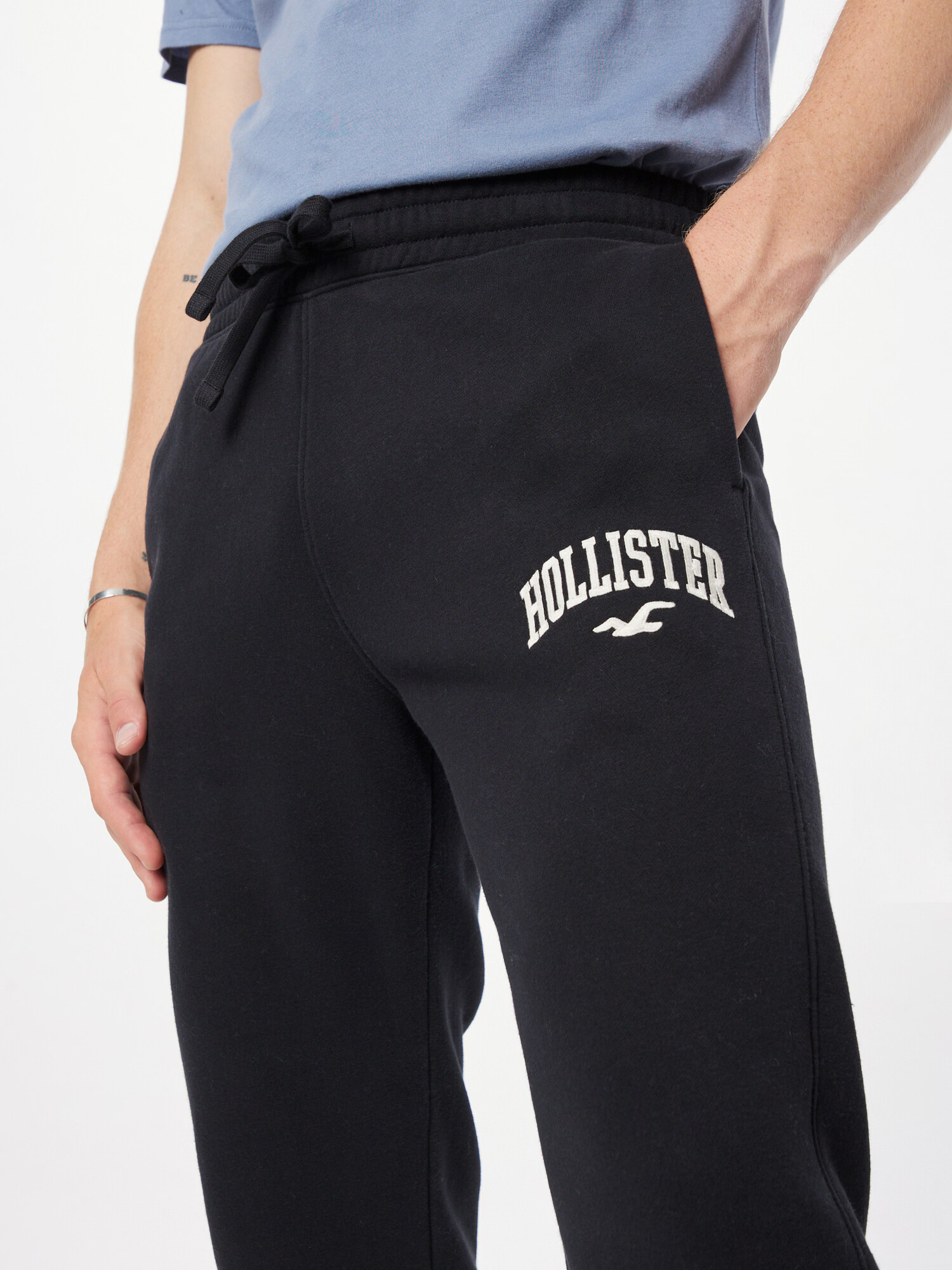 HOLLISTER Pantaloni negru / alb - Pled.ro