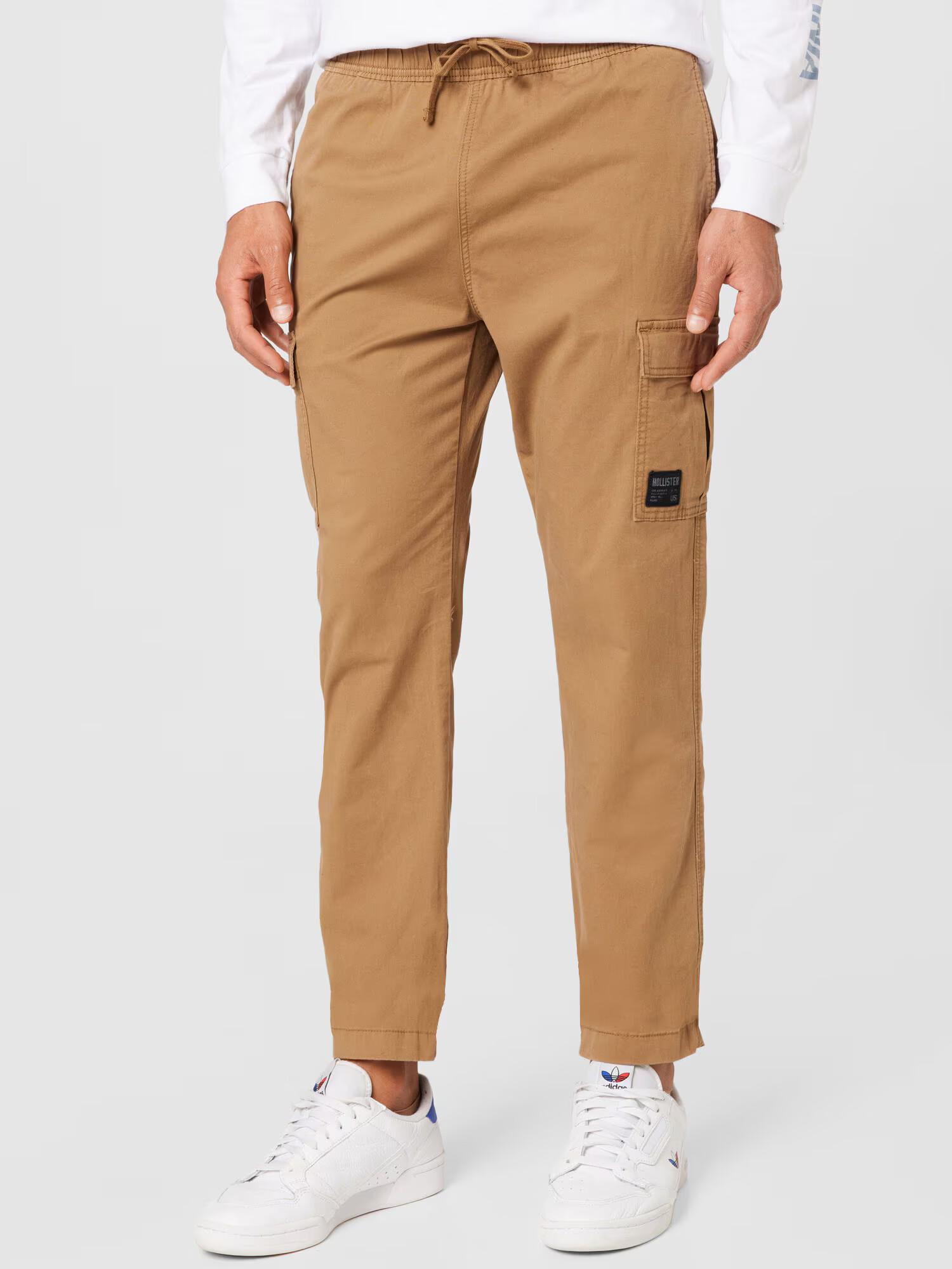 HOLLISTER Pantaloni oliv - Pled.ro