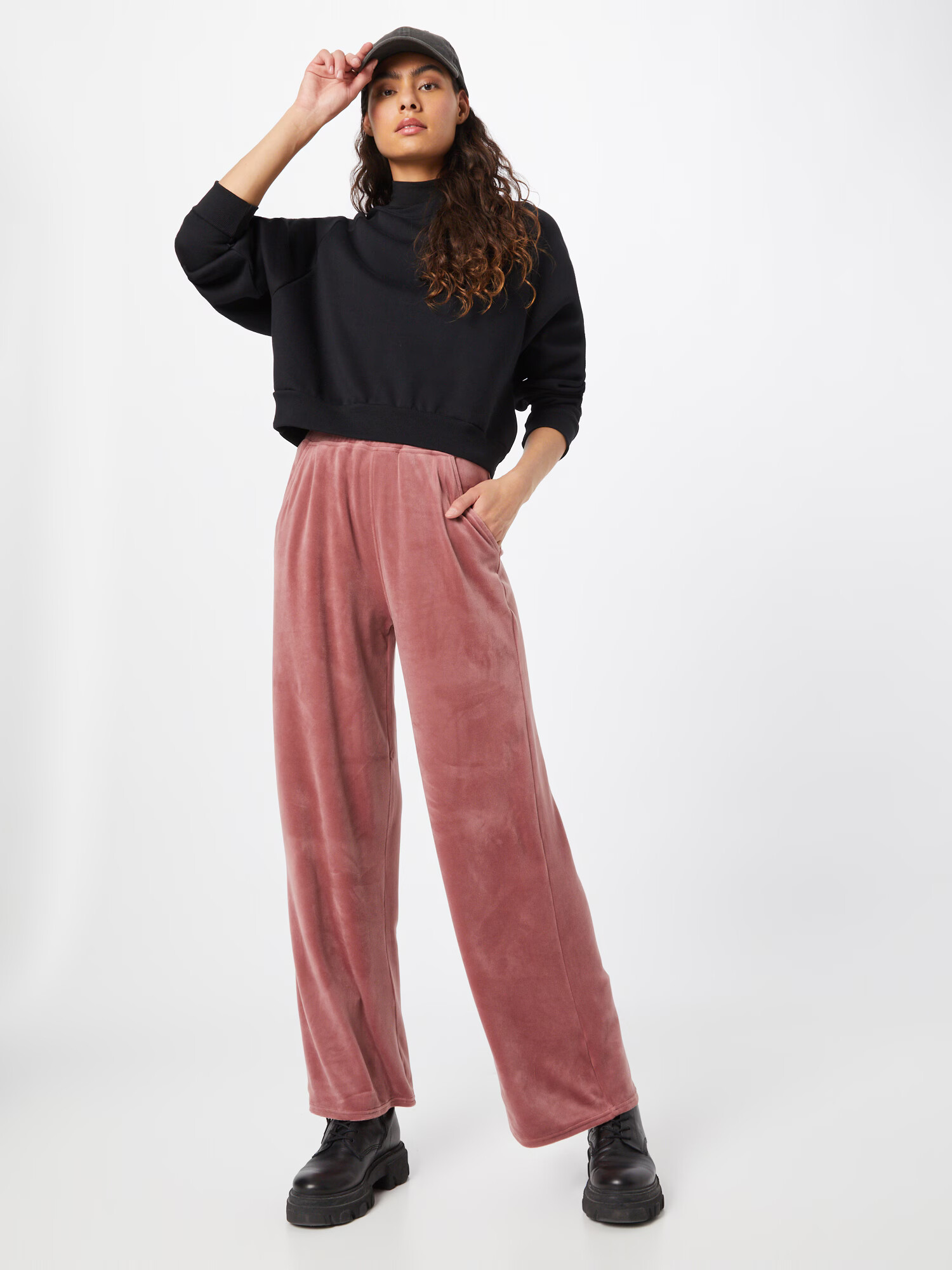 HOLLISTER Pantaloni roz pal - Pled.ro