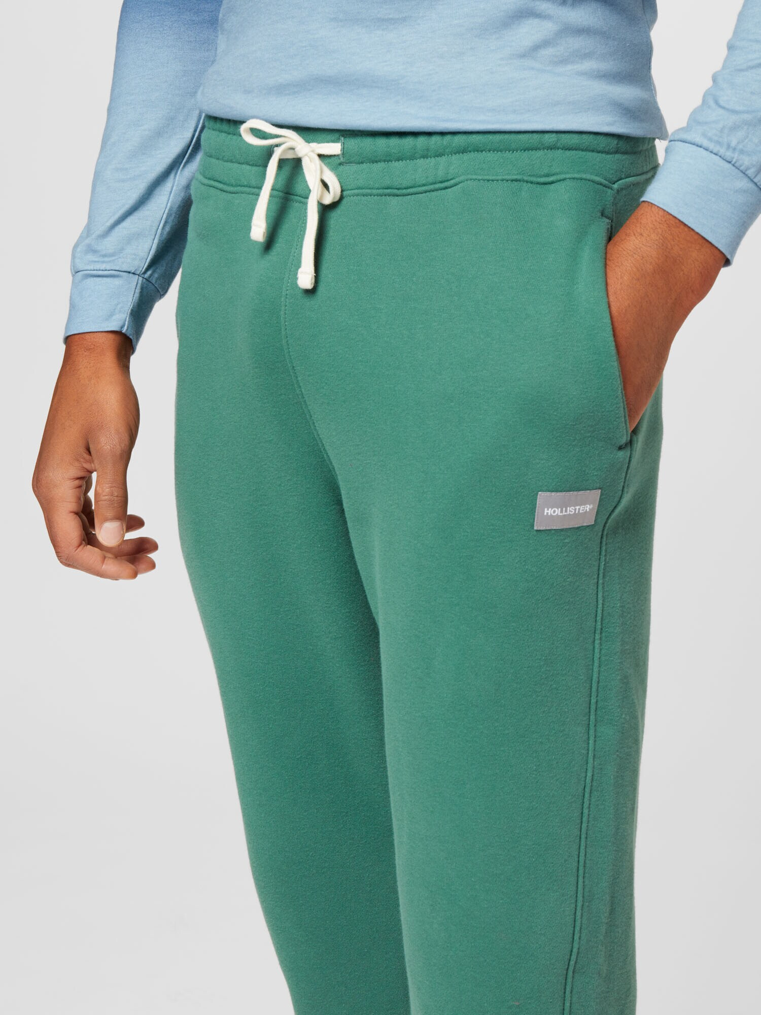 HOLLISTER Pantaloni verde - Pled.ro