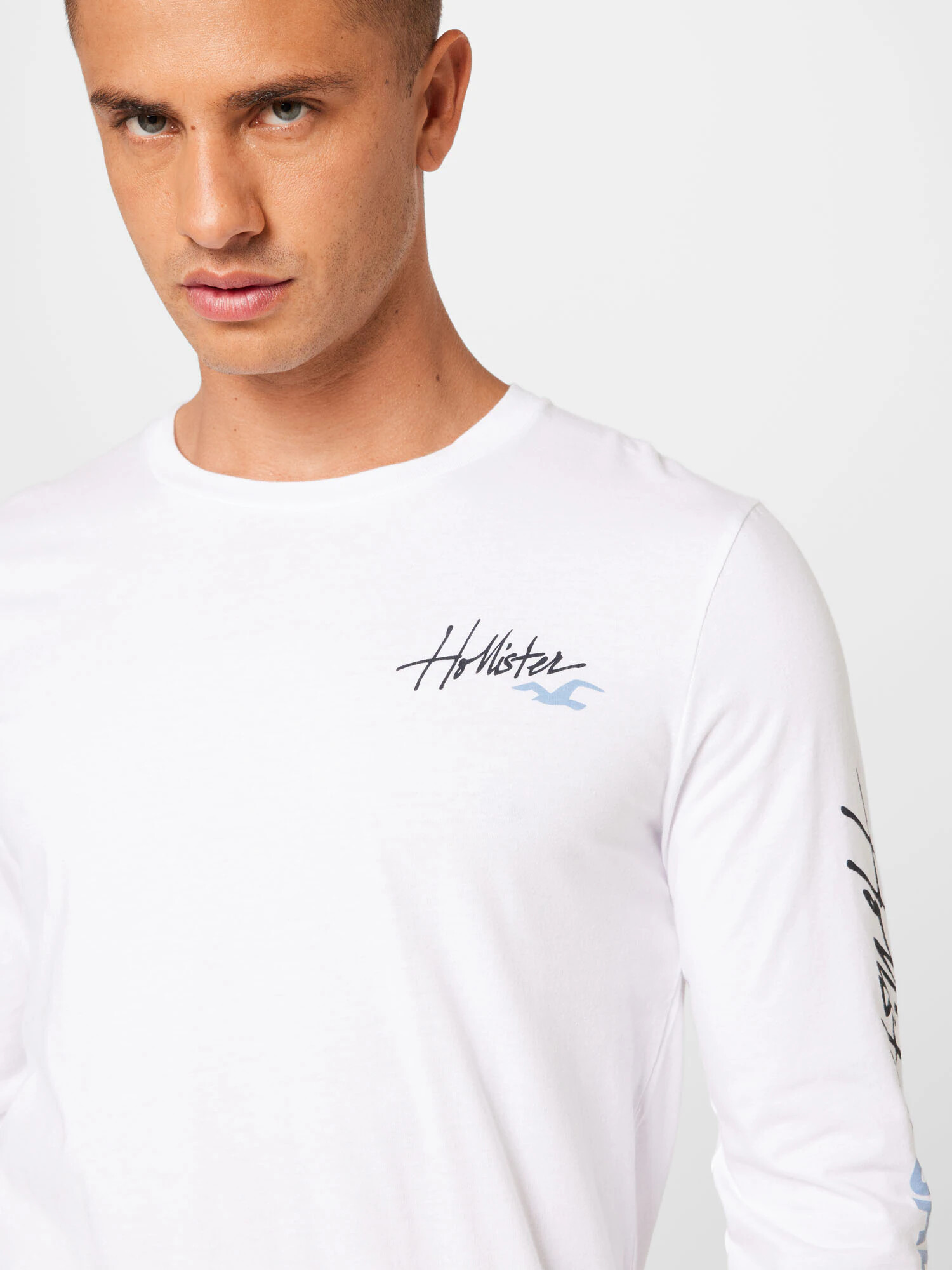 HOLLISTER Tricou albastru fumuriu / negru / alb - Pled.ro