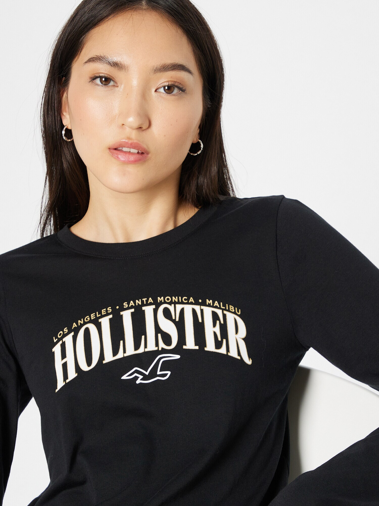 HOLLISTER Tricou auriu / negru / alb - Pled.ro