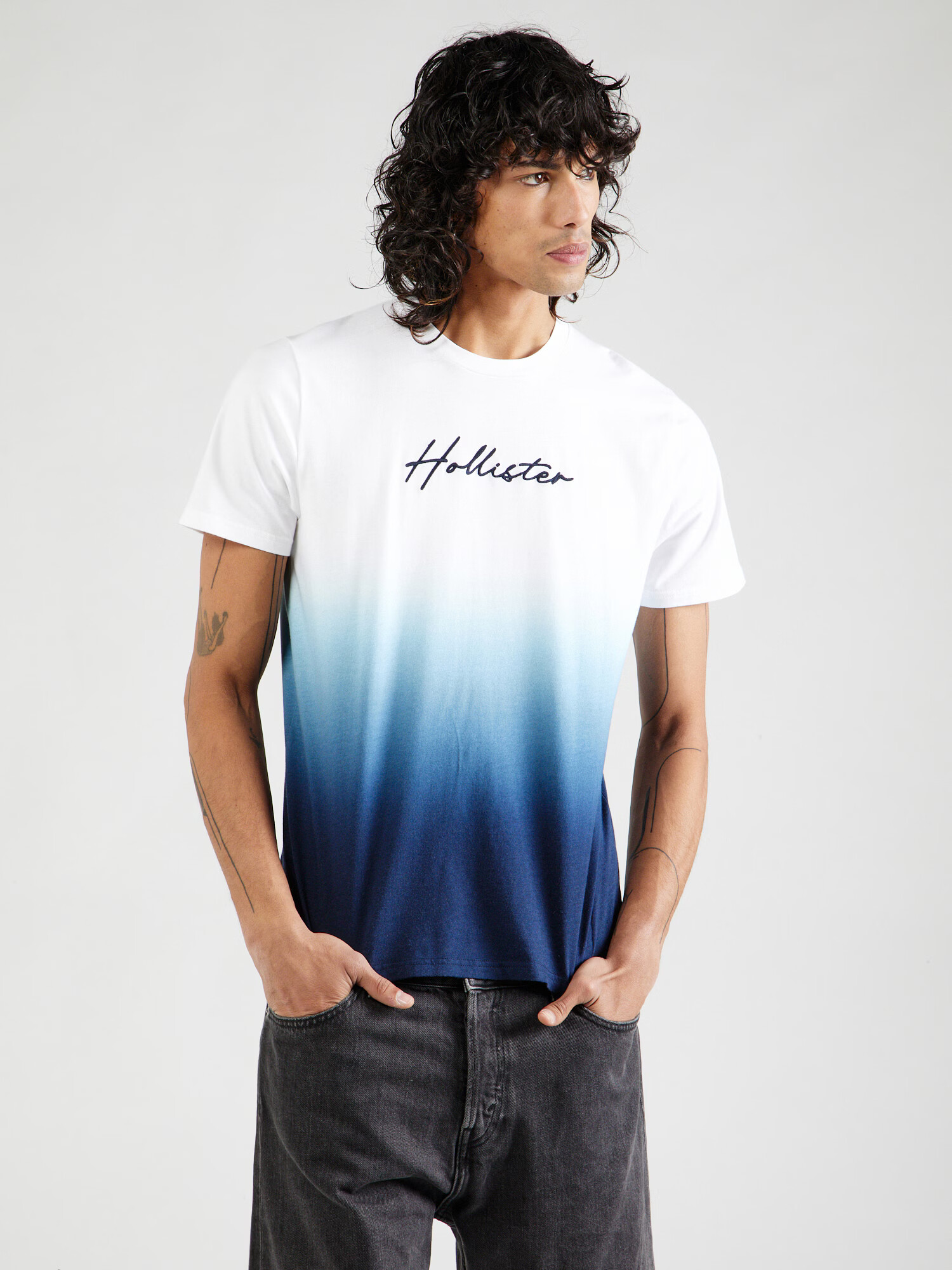 HOLLISTER Tricou bleumarin / albastru deschis / negru / alb - Pled.ro