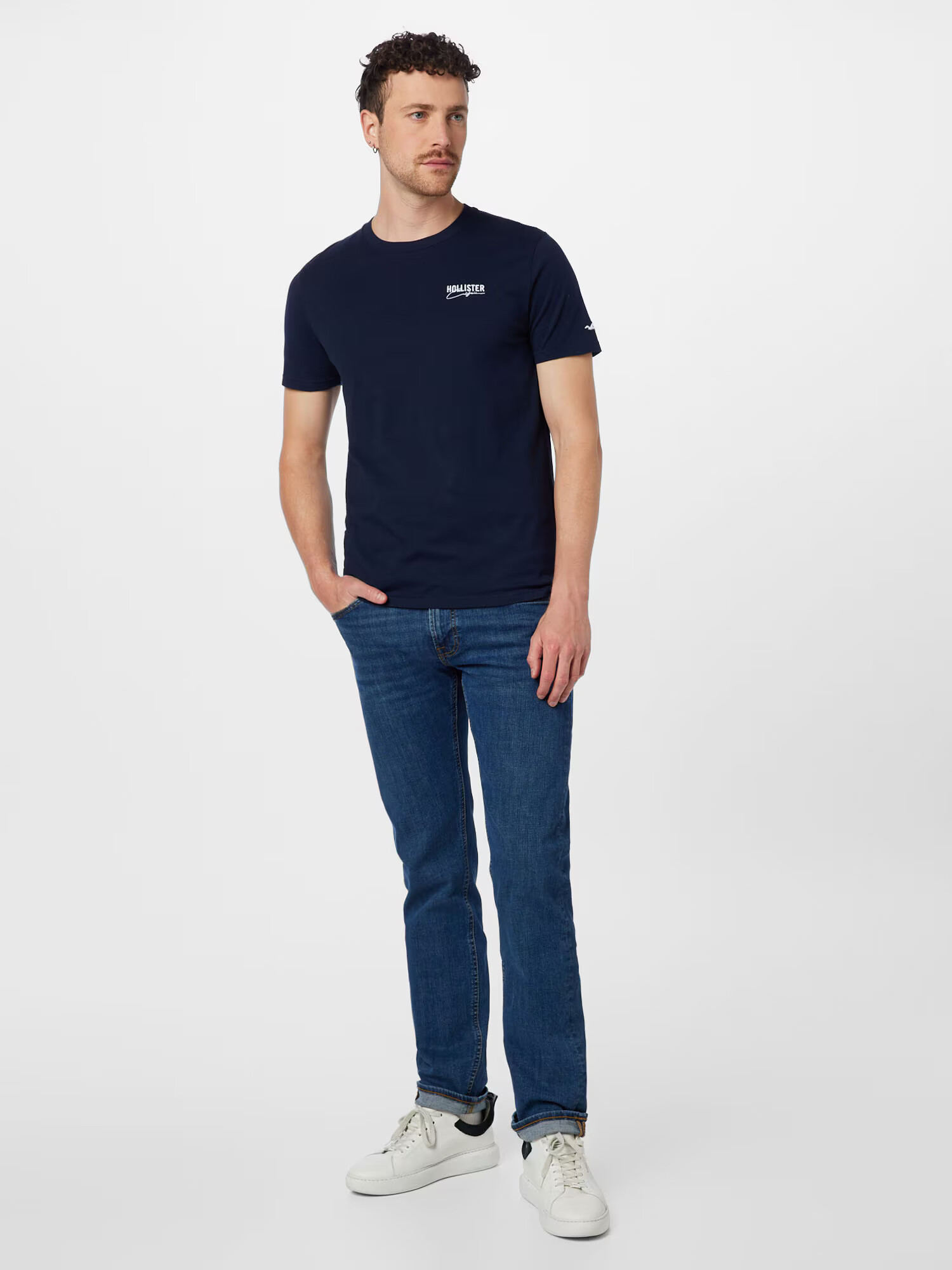 HOLLISTER Tricou 'EMEA' bleumarin / alb - Pled.ro