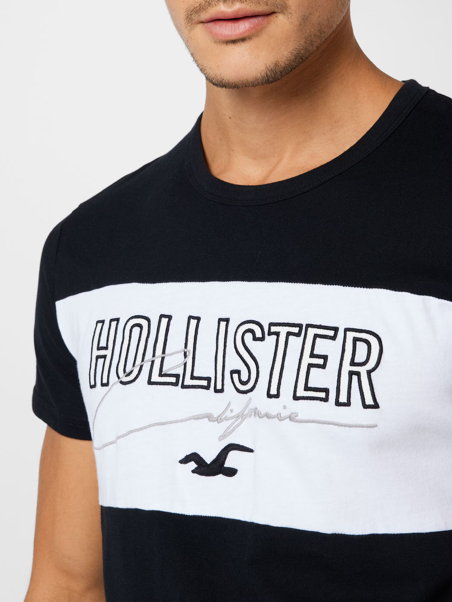 HOLLISTER Tricou negru / alb - Pled.ro