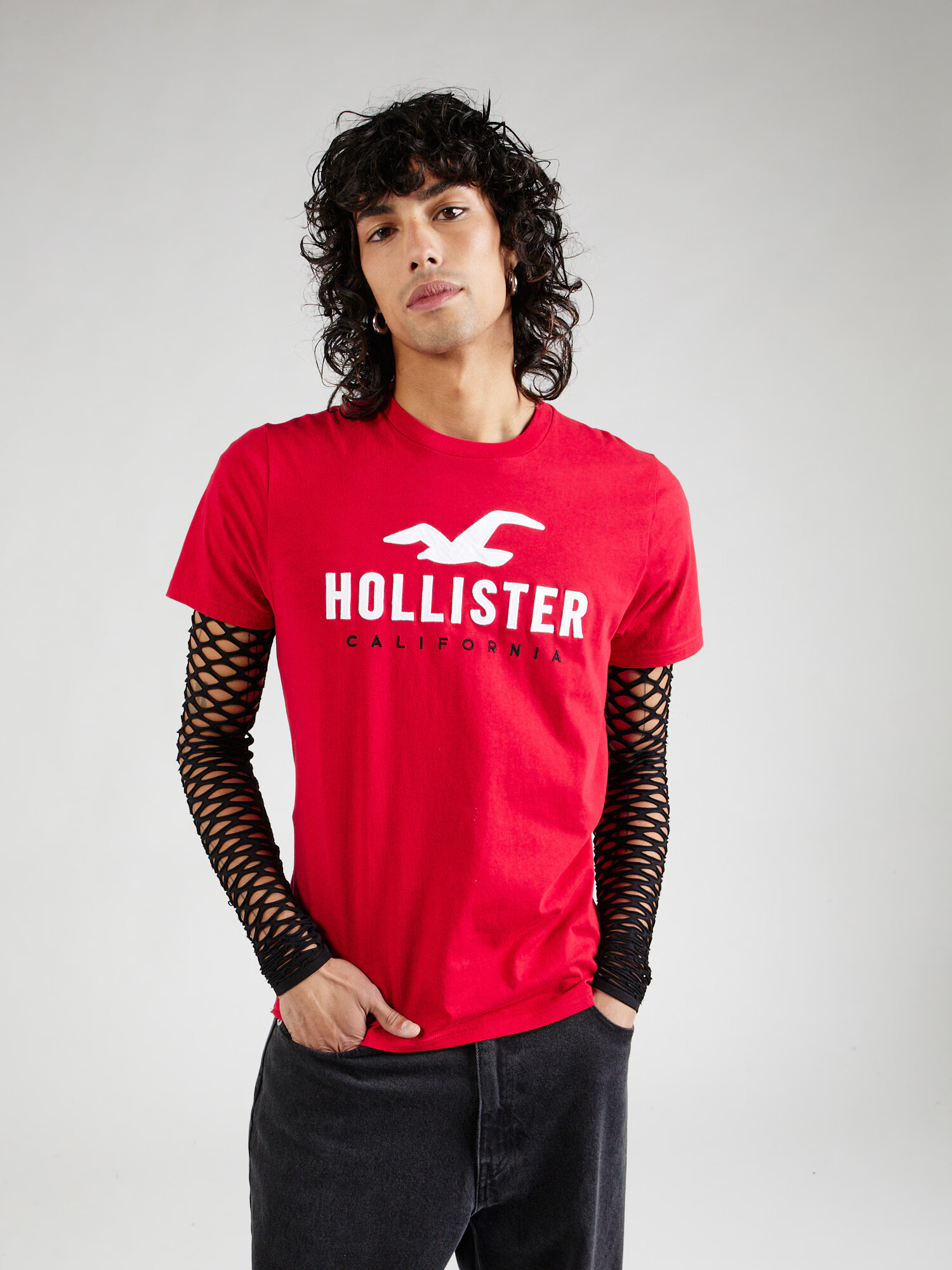 HOLLISTER Tricou roși aprins / negru / alb - Pled.ro