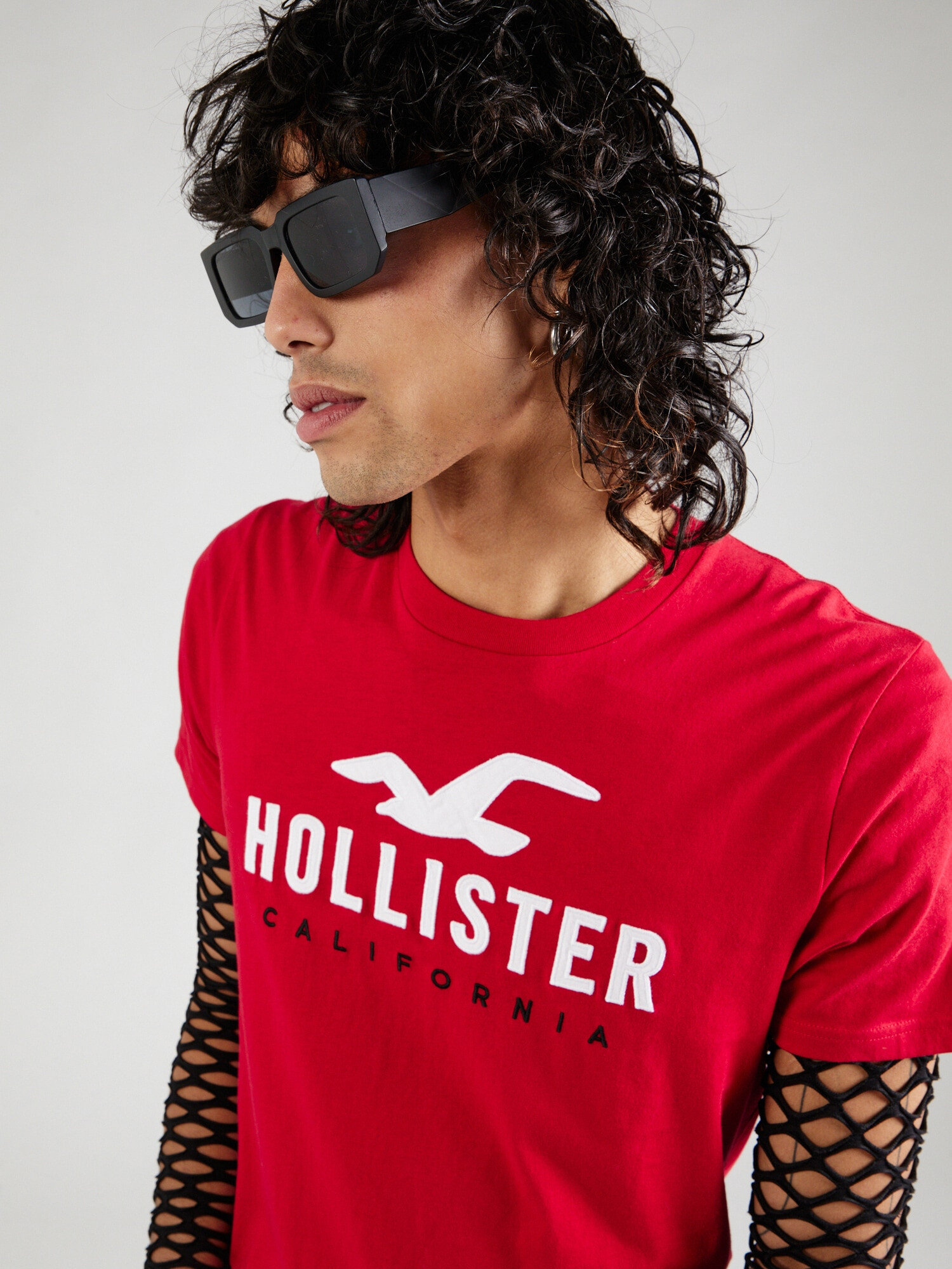 HOLLISTER Tricou roși aprins / negru / alb - Pled.ro