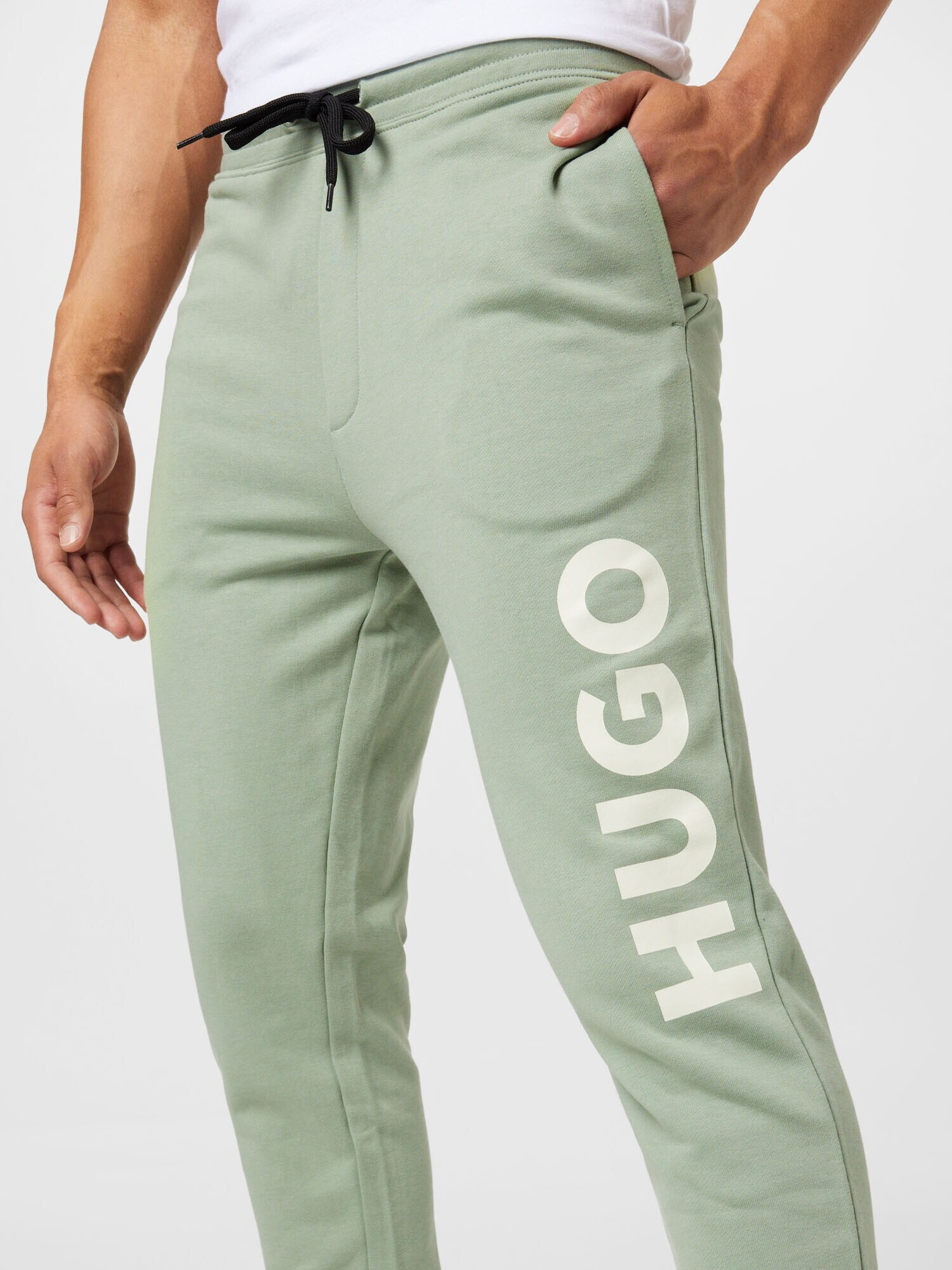 HUGO Pantaloni sport 'Dutschi' verde pastel / alb - Pled.ro