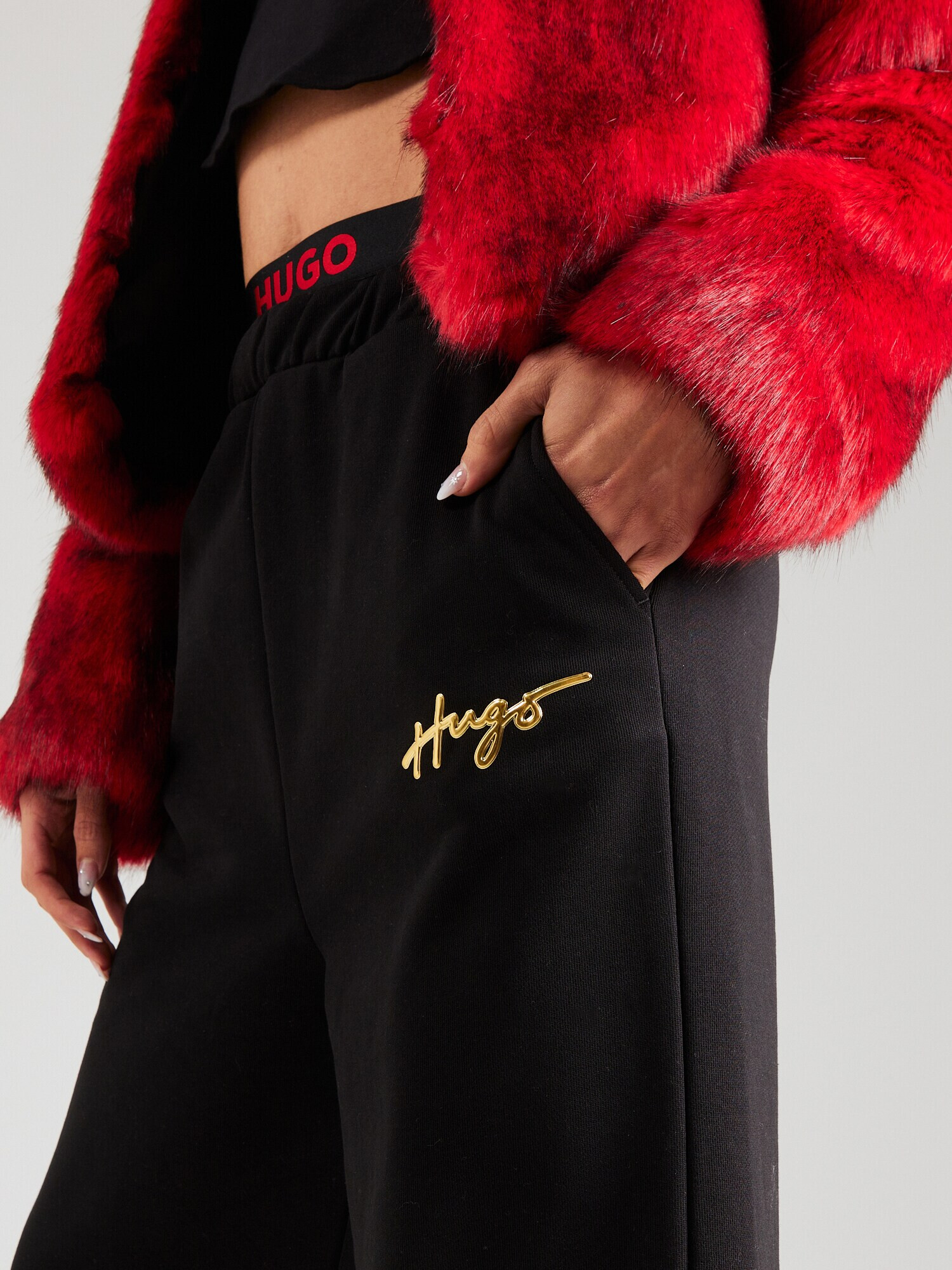 HUGO Red Pantaloni 'Nasuede' auriu / negru - Pled.ro