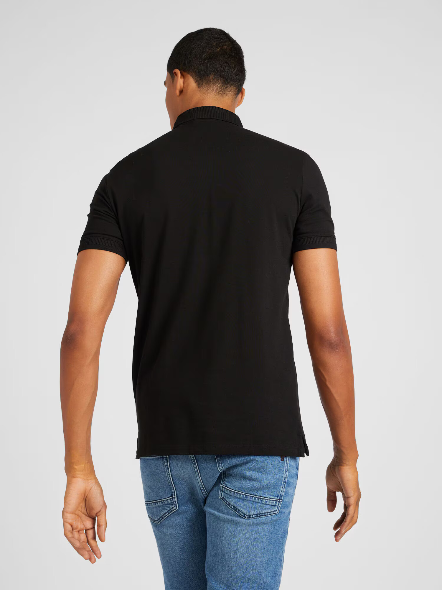 HUGO Tricou 'Dereso_V' negru - Pled.ro