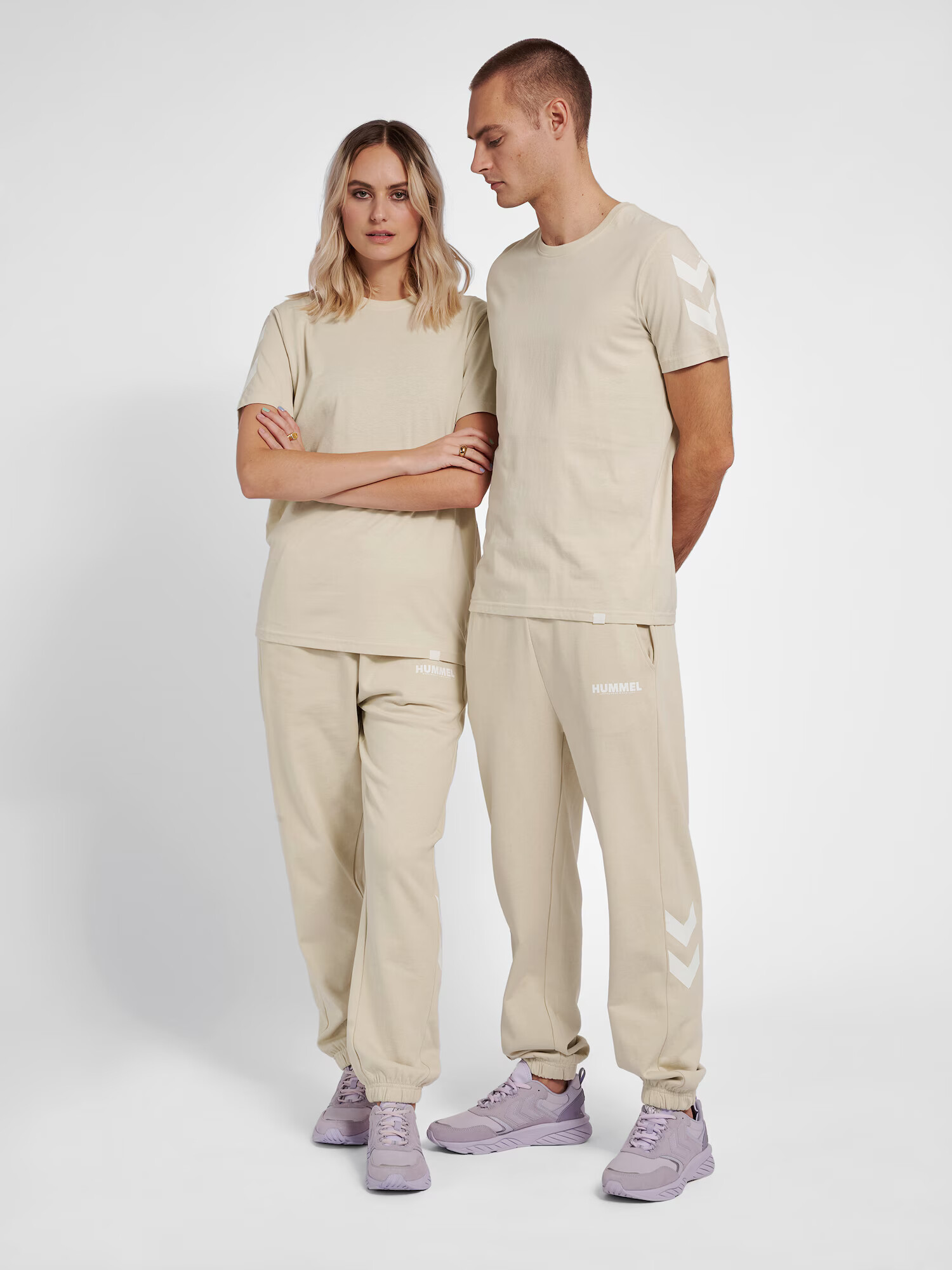 Hummel Pantaloni sport gri piatră / alb - Pled.ro