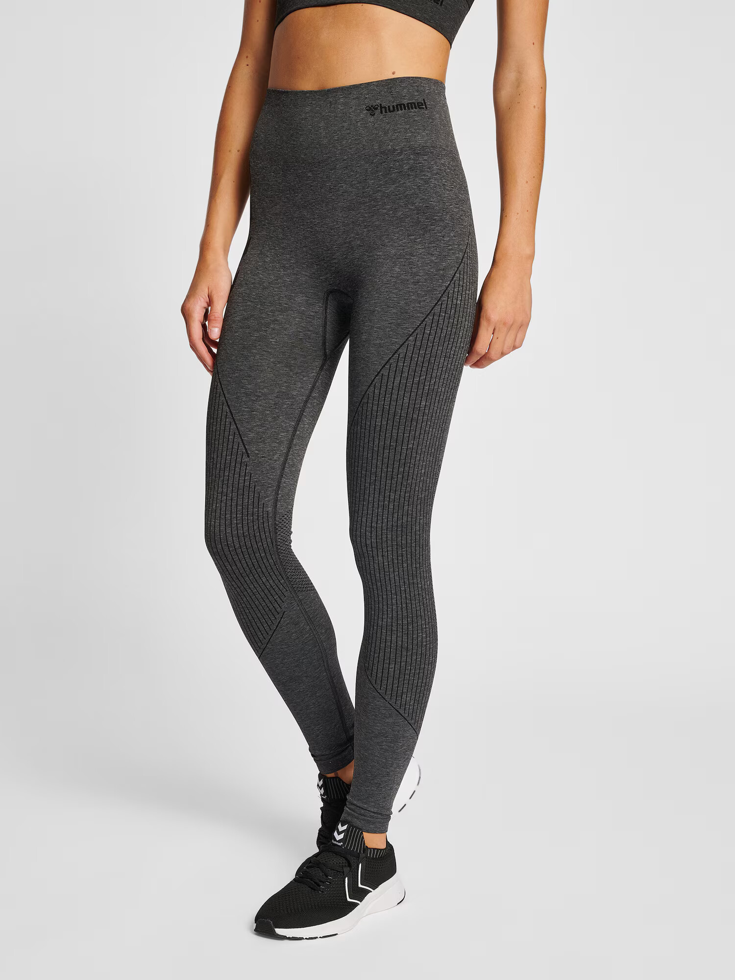 Hummel Pantaloni sport 'Hana' negru - Pled.ro