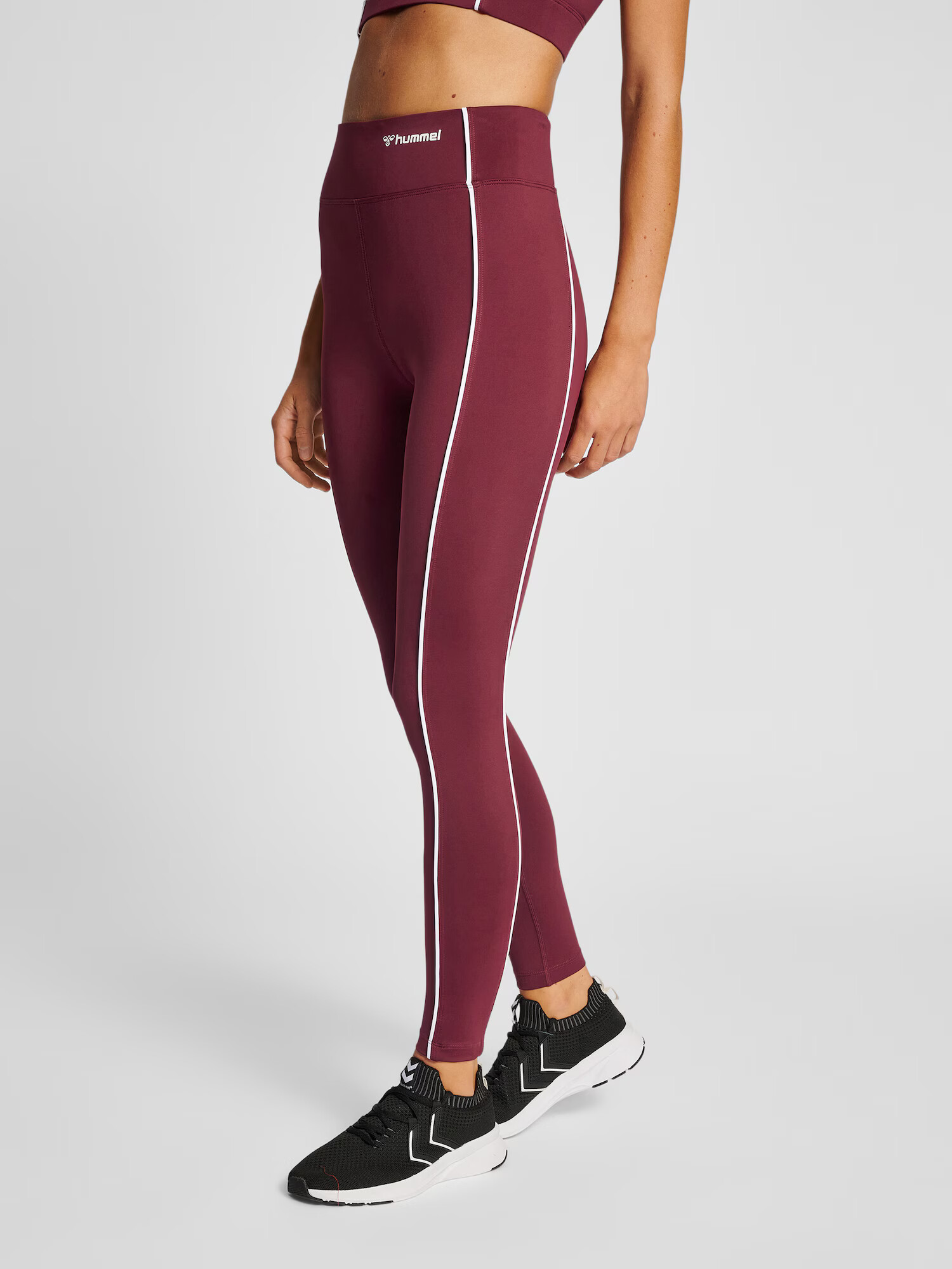 Hummel Pantaloni sport mov zmeură / alb - Pled.ro