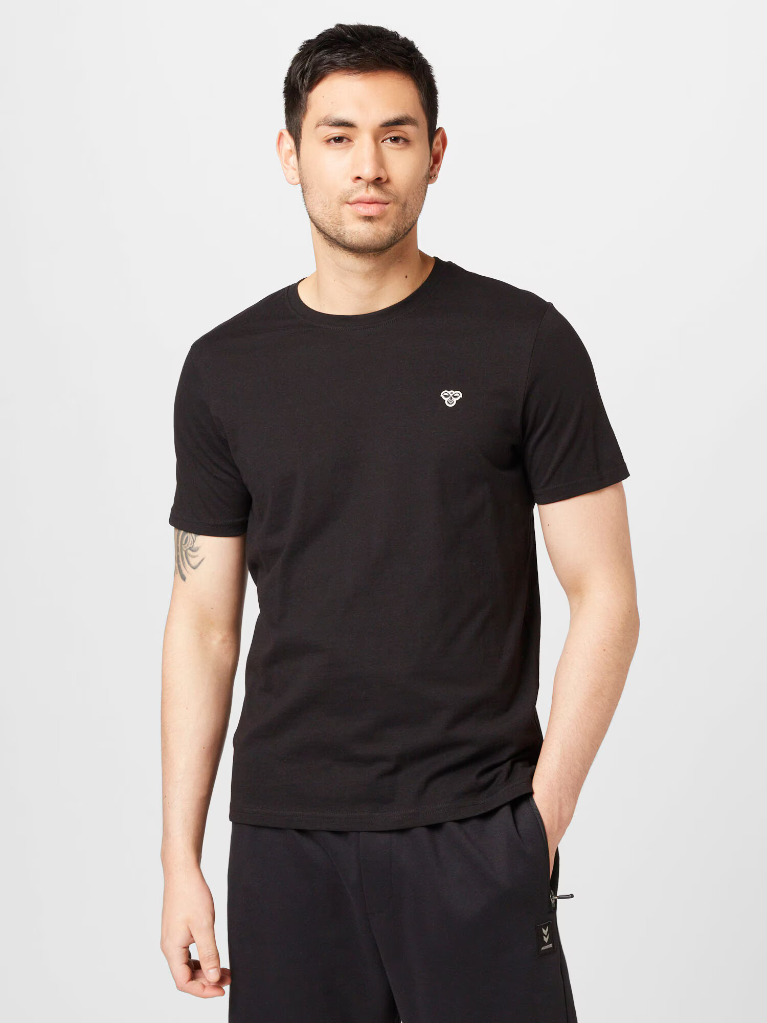 Hummel Tricou 'Fred' roz zmeură / negru / alb - Pled.ro