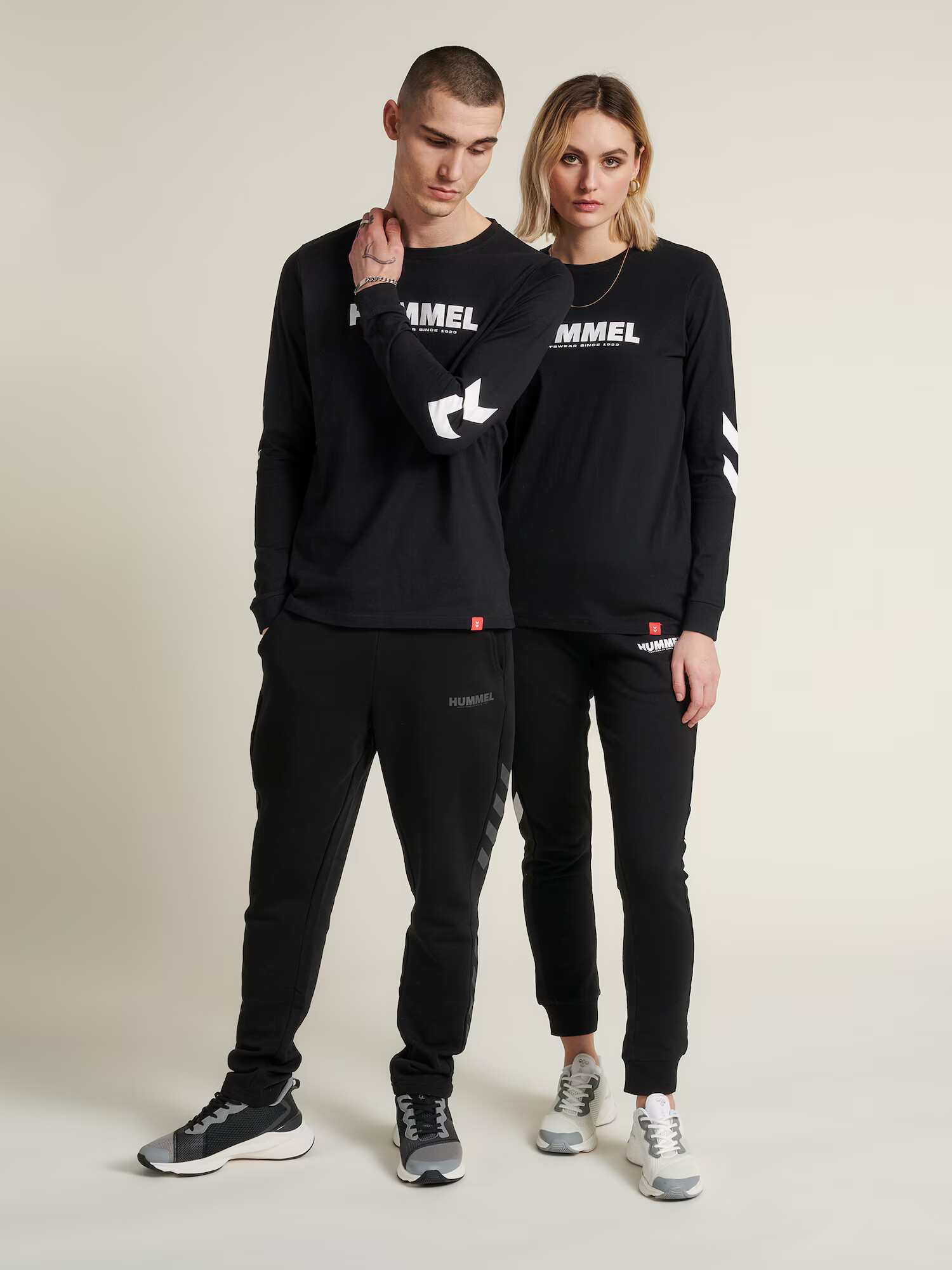 Hummel Tricou funcțional 'Legacy' negru / alb - Pled.ro