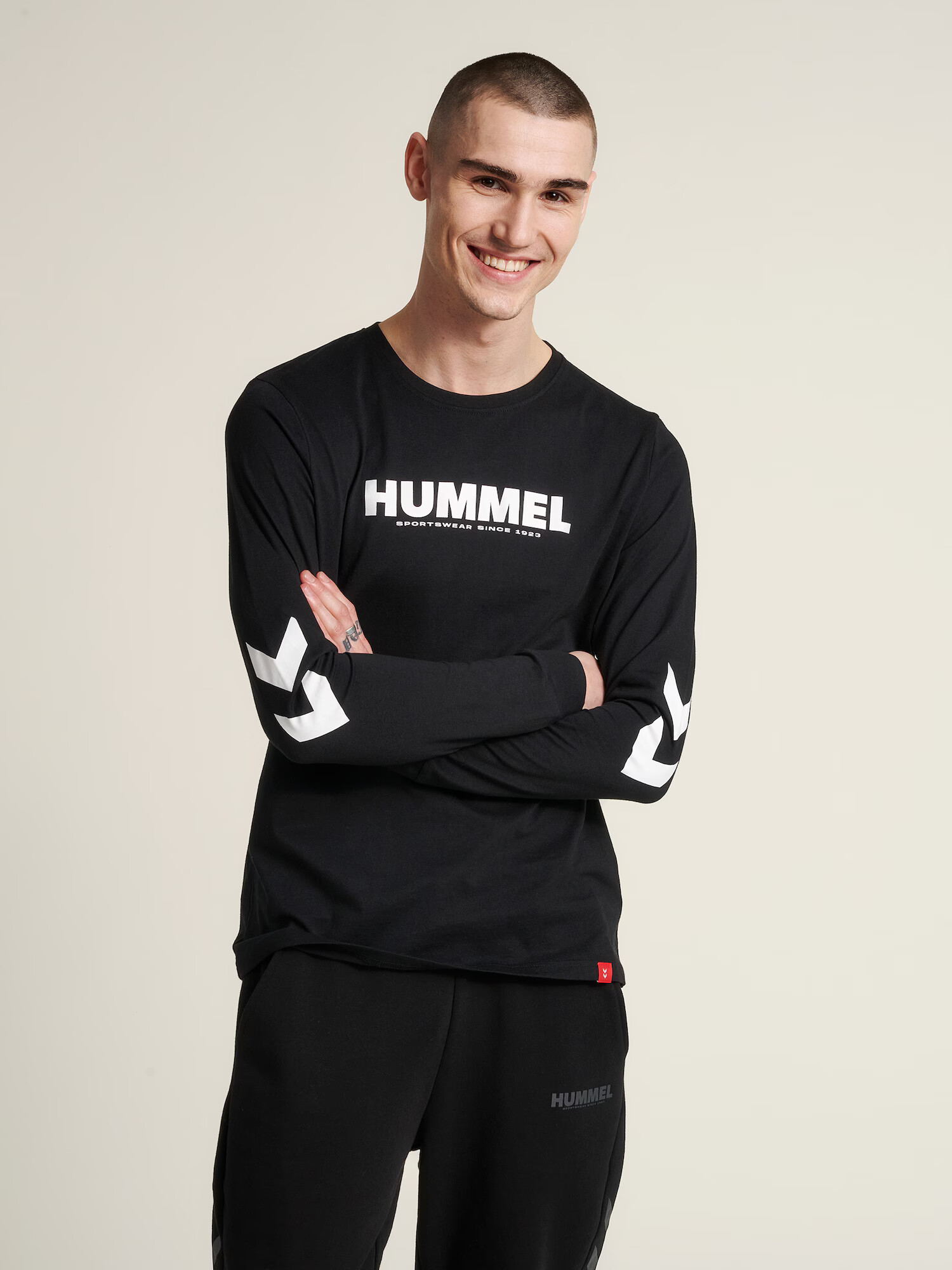 Hummel Tricou funcțional 'Legacy' negru / alb - Pled.ro