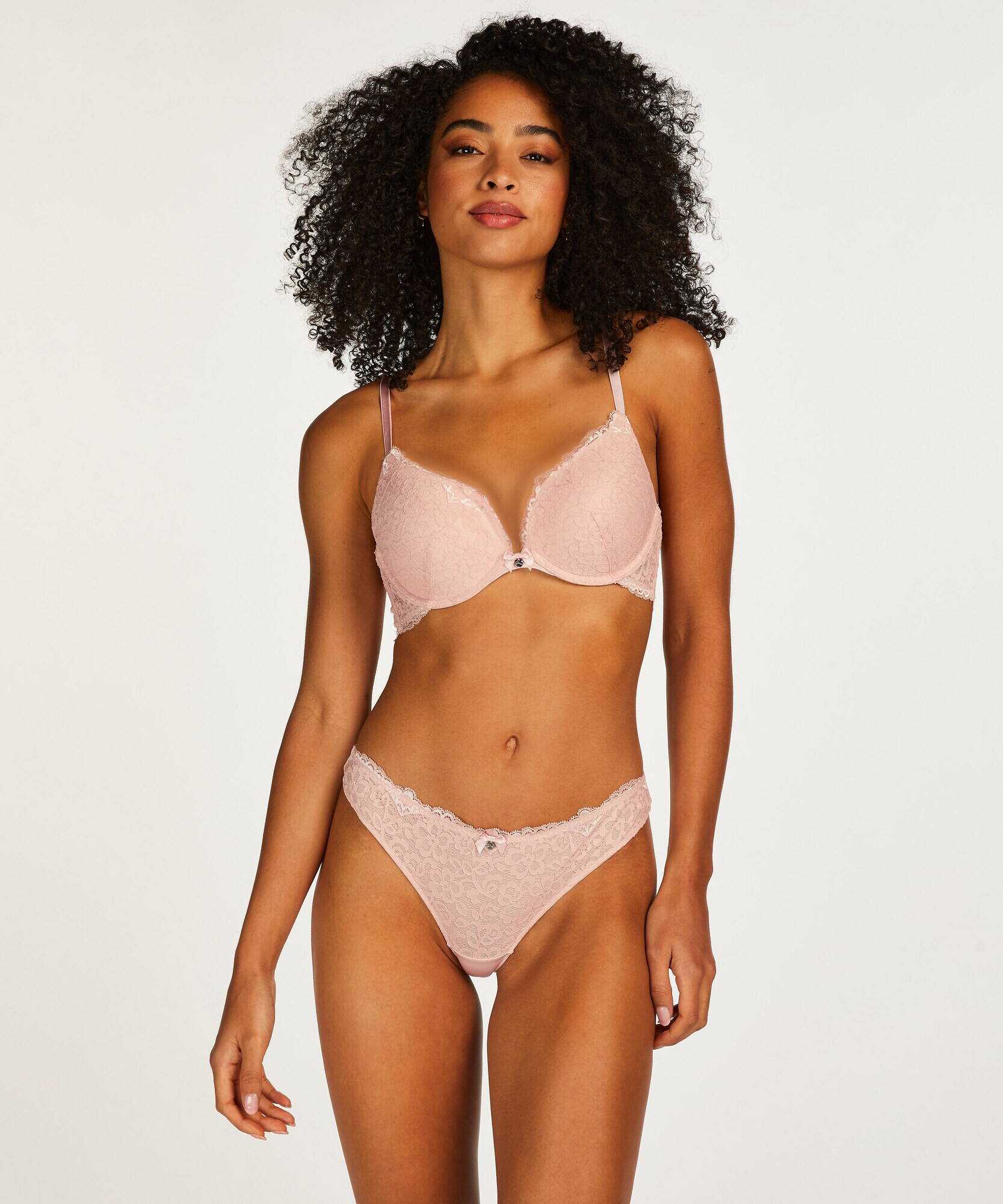 Hunkemöller Tanga 'Marine' roz pastel - Pled.ro