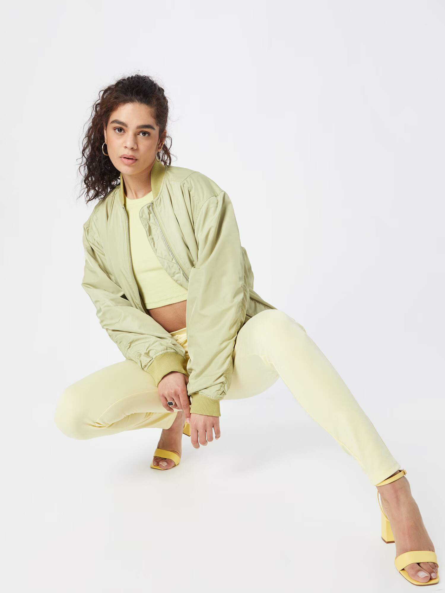 ICHI Pantaloni 'KATE' galben pastel - Pled.ro