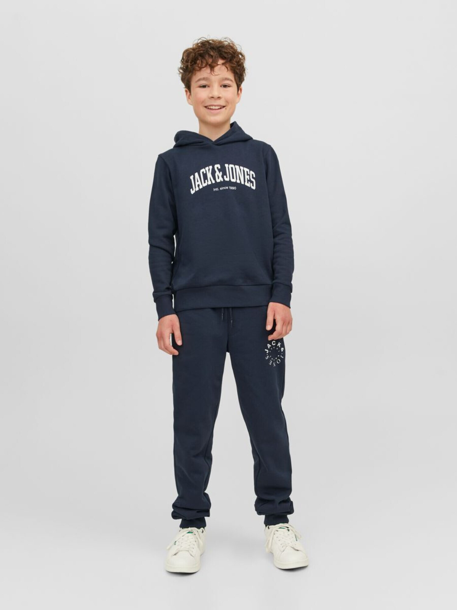 Jack & Jones Junior Bluză de molton 'JOSH' bleumarin / alb - Pled.ro