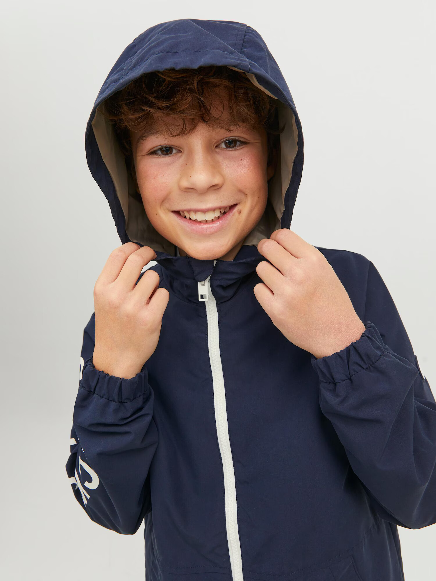 Jack & Jones Junior Geacă de primăvară-toamnă 'Jorluke' bej / bleumarin / alb - Pled.ro