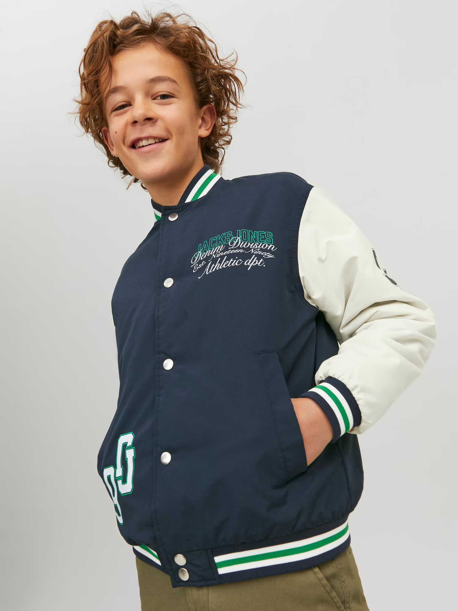 Jack & Jones Junior Geacă de primăvară-toamnă 'Orathle' crem / albastru / albastru marin / albastru pastel / verde - Pled.ro