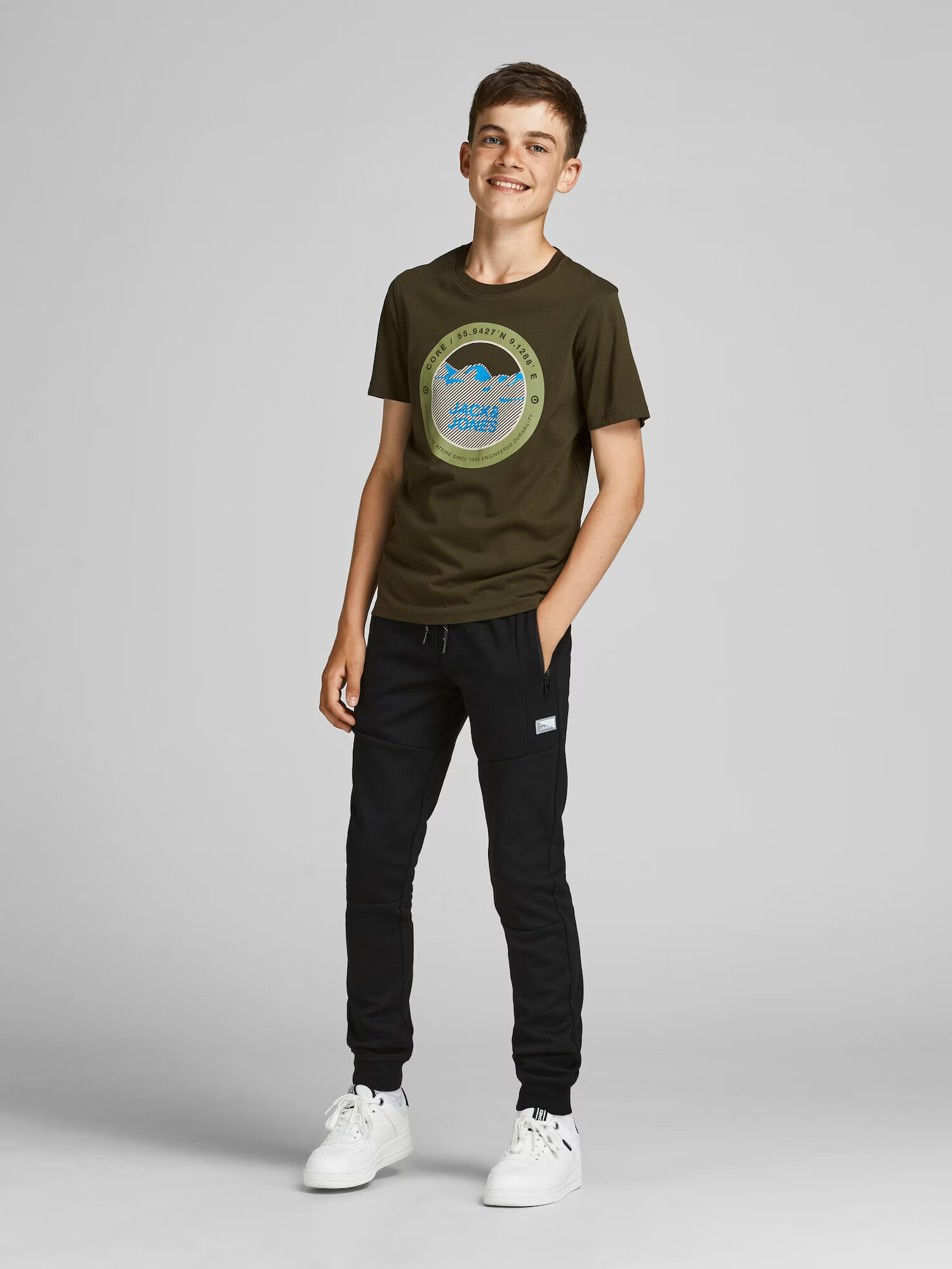 Jack & Jones Junior Tricou 'Bilo' albastru deschis / oliv / verde deschis / alb - Pled.ro