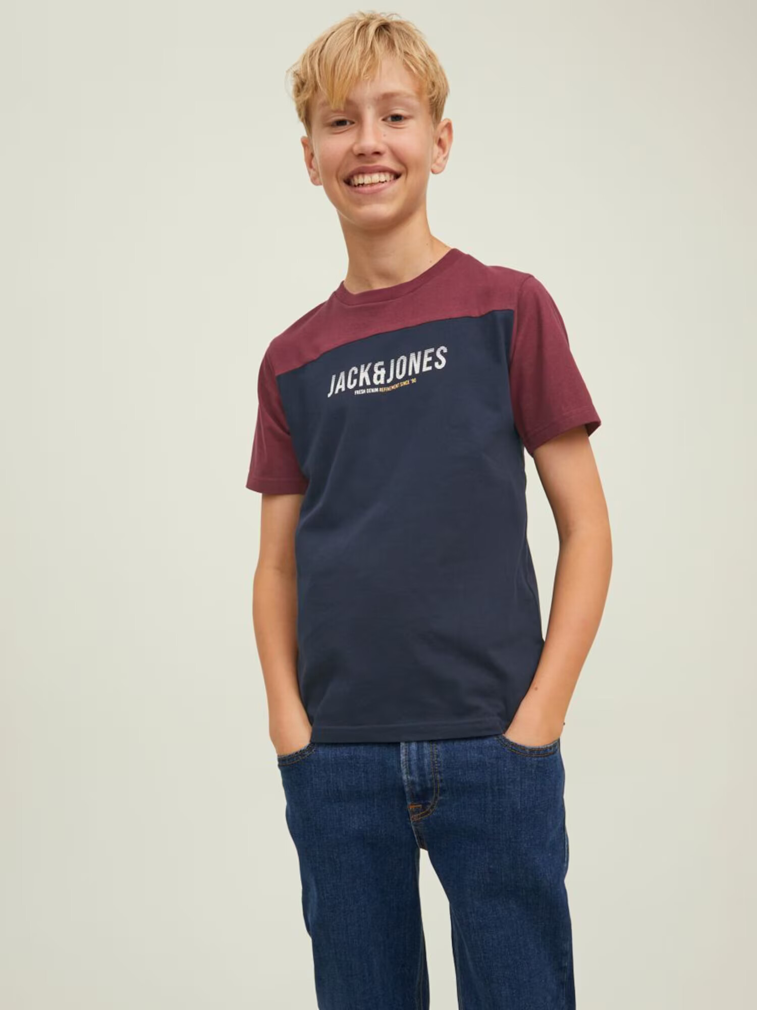 Jack & Jones Junior Tricou 'Dan' albastru / galben / roșu bordeaux / alb - Pled.ro