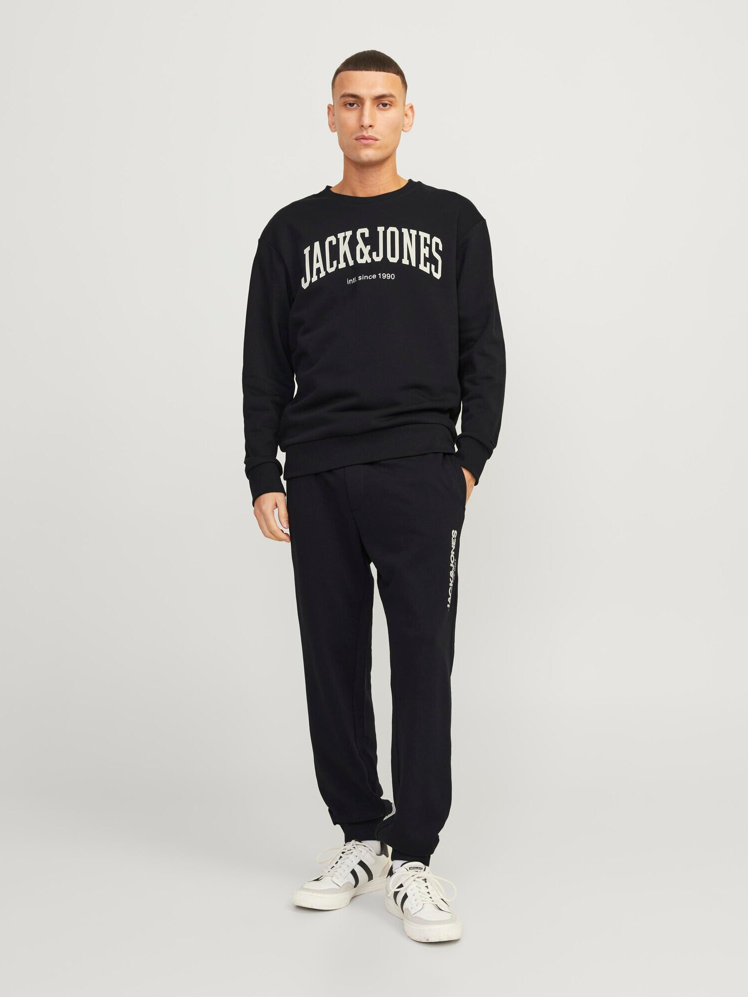 JACK & JONES Pantaloni sport 'GORDON GALE' negru / alb - Pled.ro