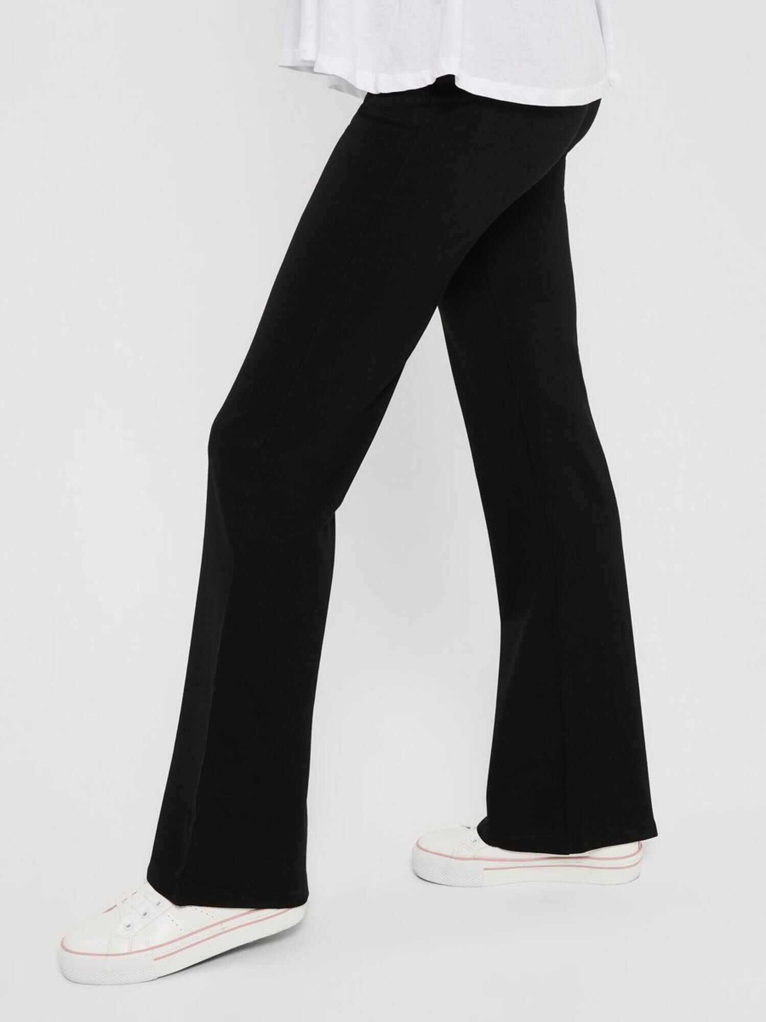 JDY Pantaloni 'Pretty' negru - Pled.ro