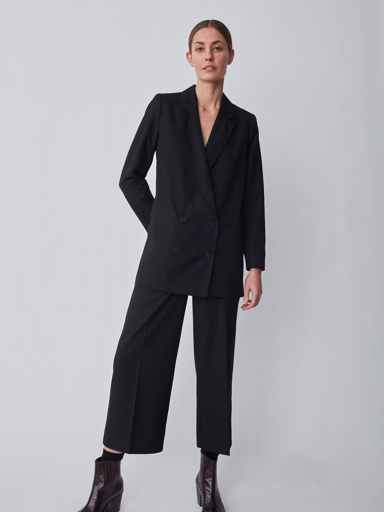 JUST FEMALE Pantaloni cu dungă 'Watson' negru - Pled.ro