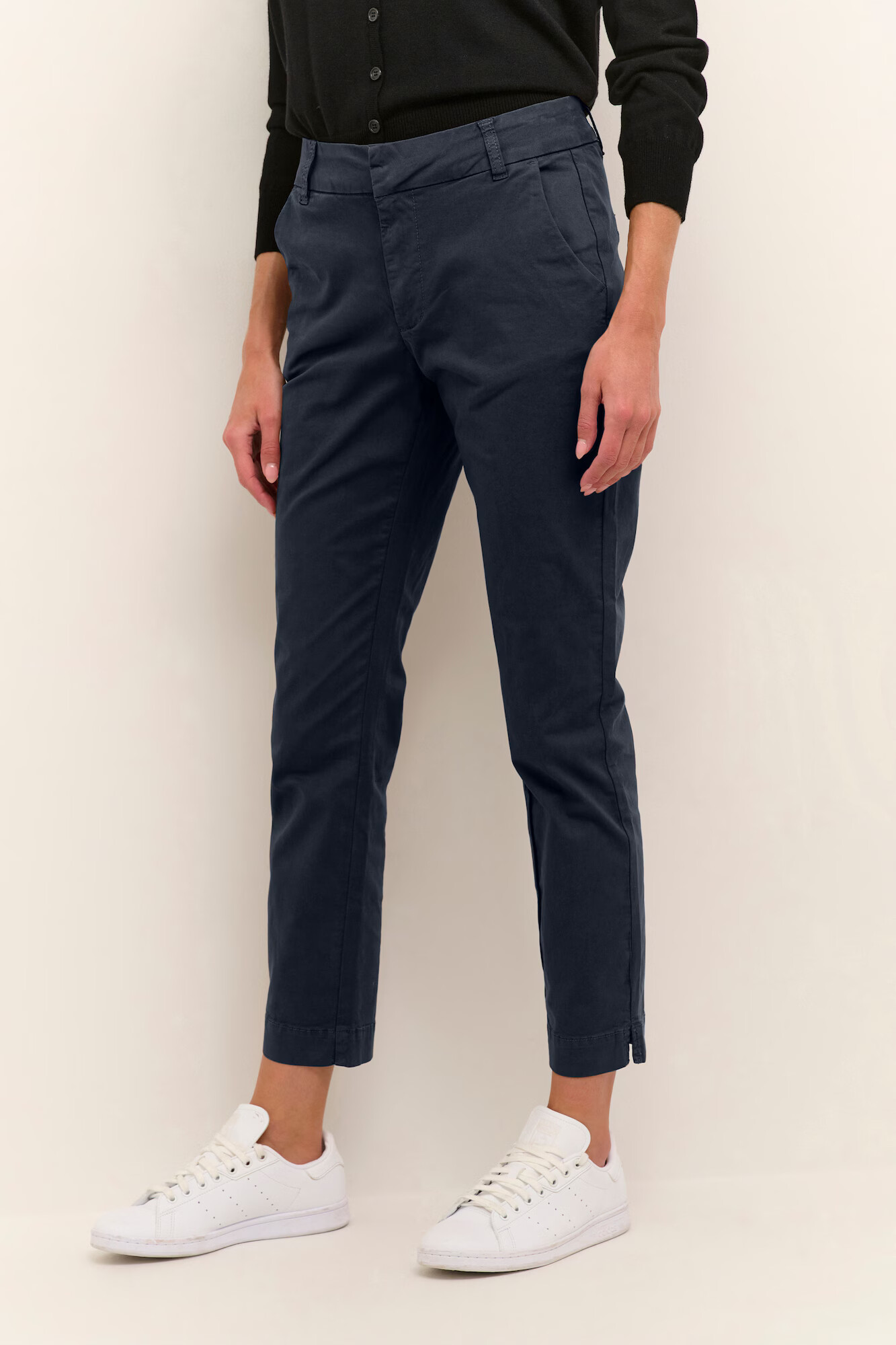 Kaffe Pantaloni 'Mette' albastru marin - Pled.ro