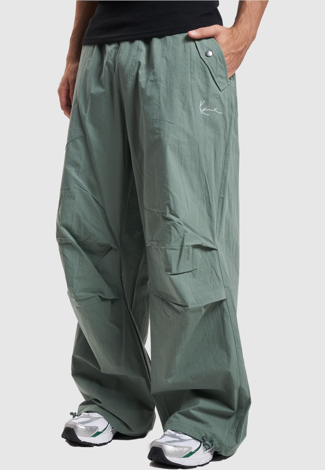 Karl Kani Pantaloni verde pastel - Pled.ro