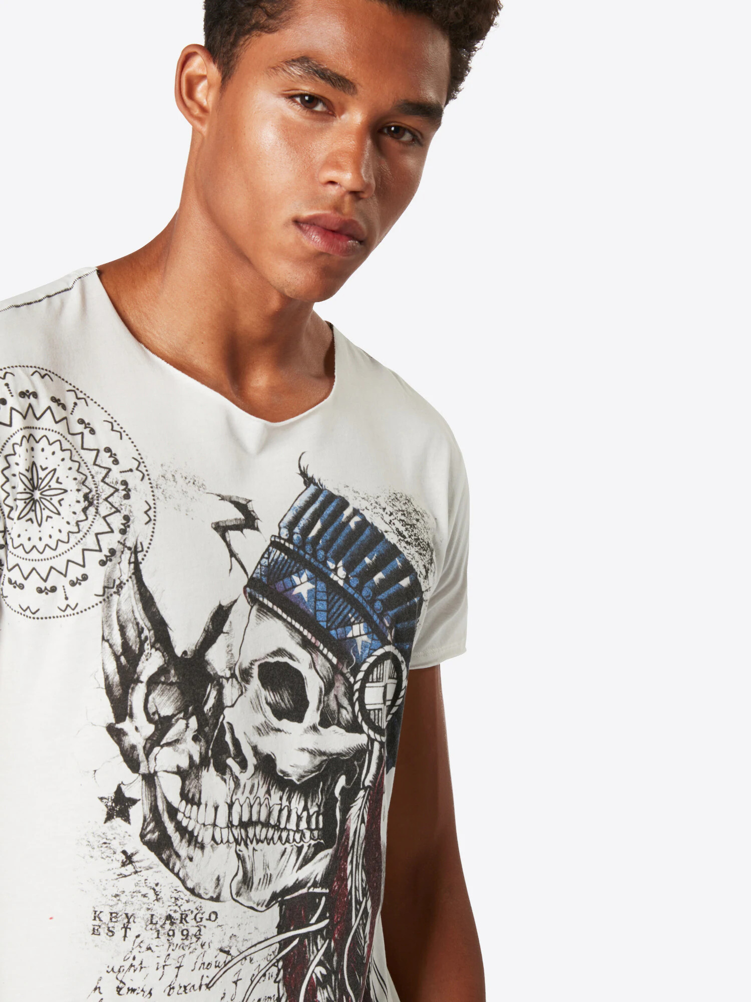 Key Largo Tricou 'Indian Skull' alb - Pled.ro