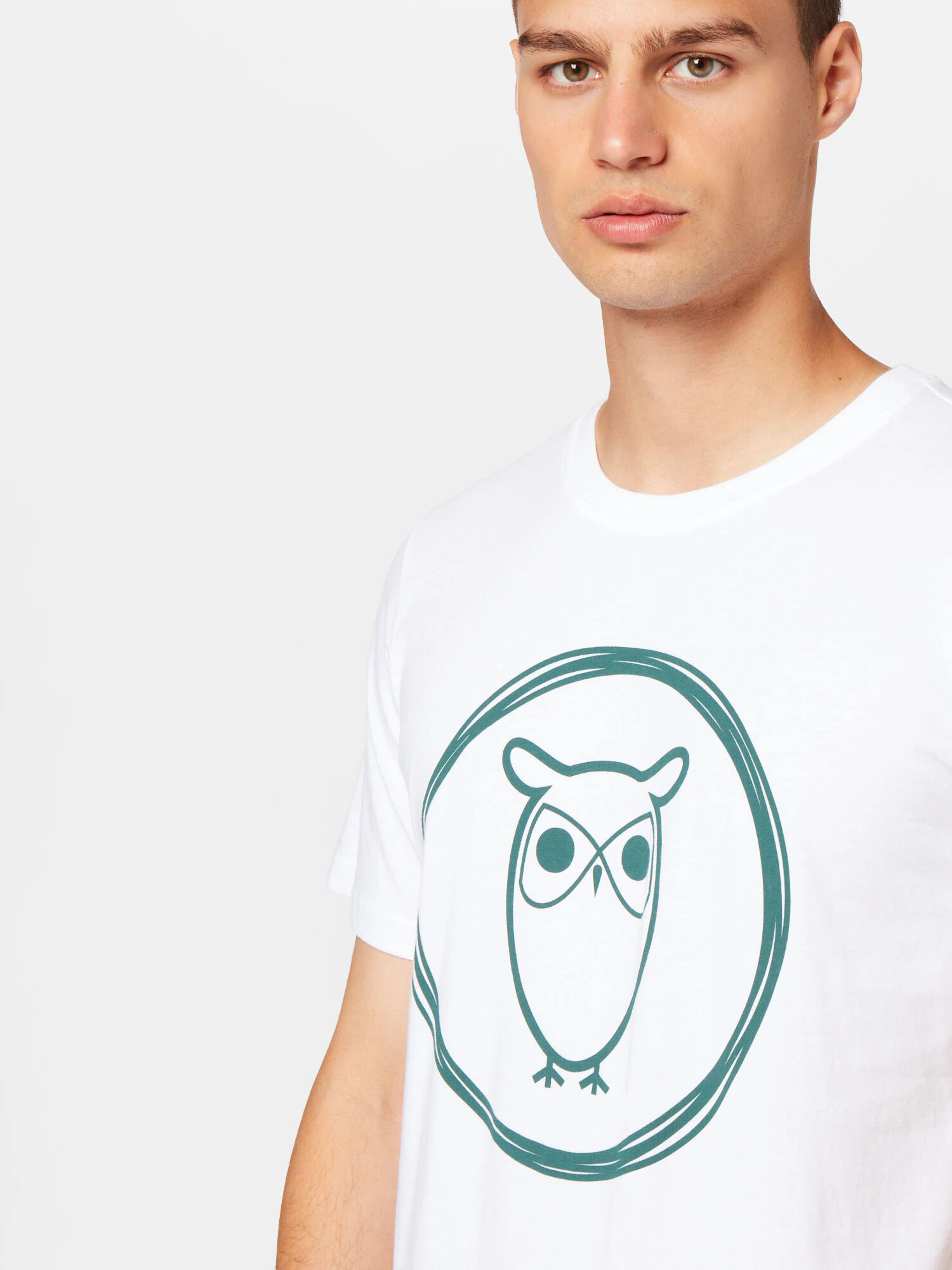 KnowledgeCotton Apparel Tricou 'Owl' verde smarald / alb - Pled.ro