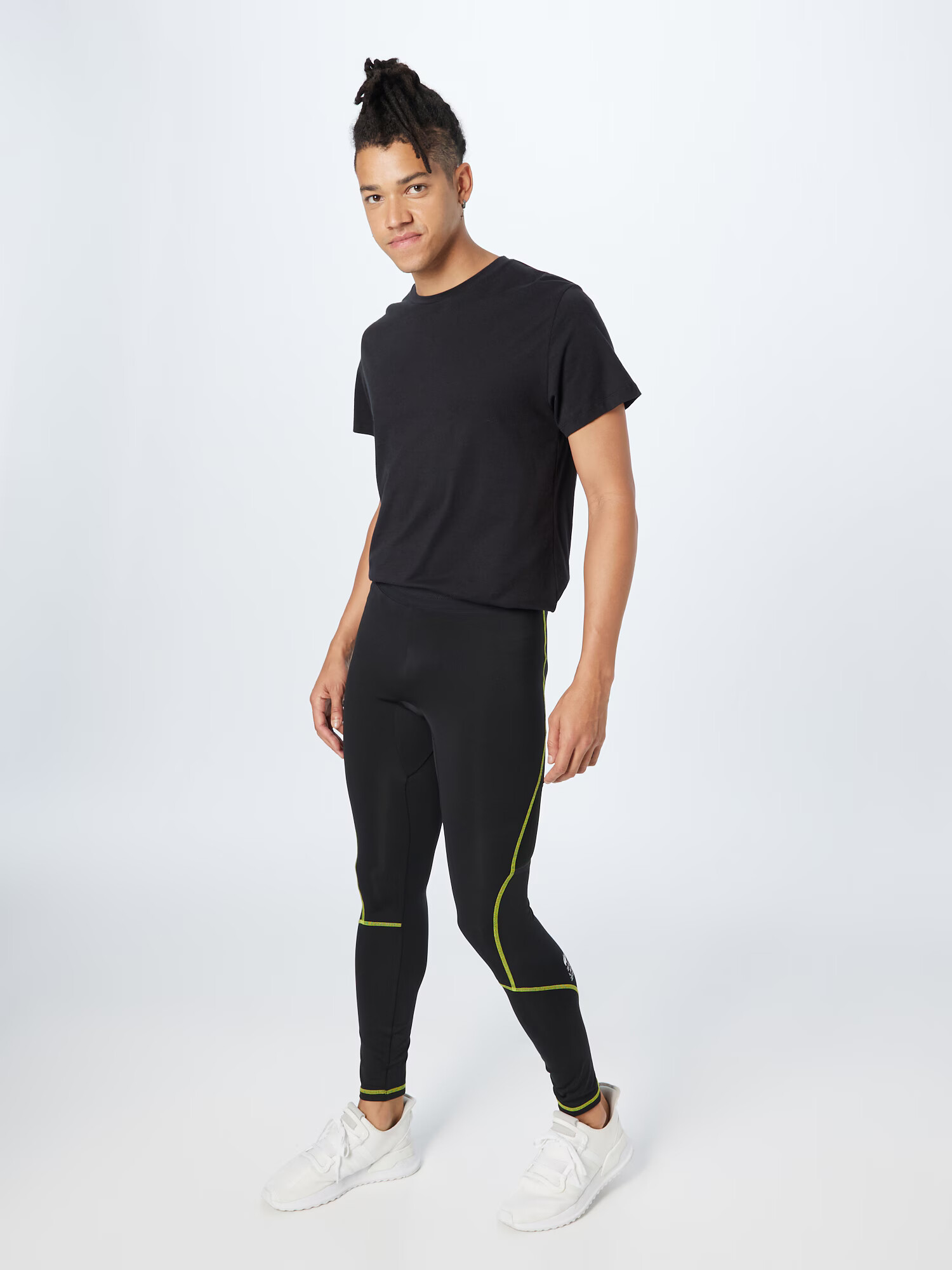 Lacoste Sport Pantaloni sport verde neon / negru / alb - Pled.ro