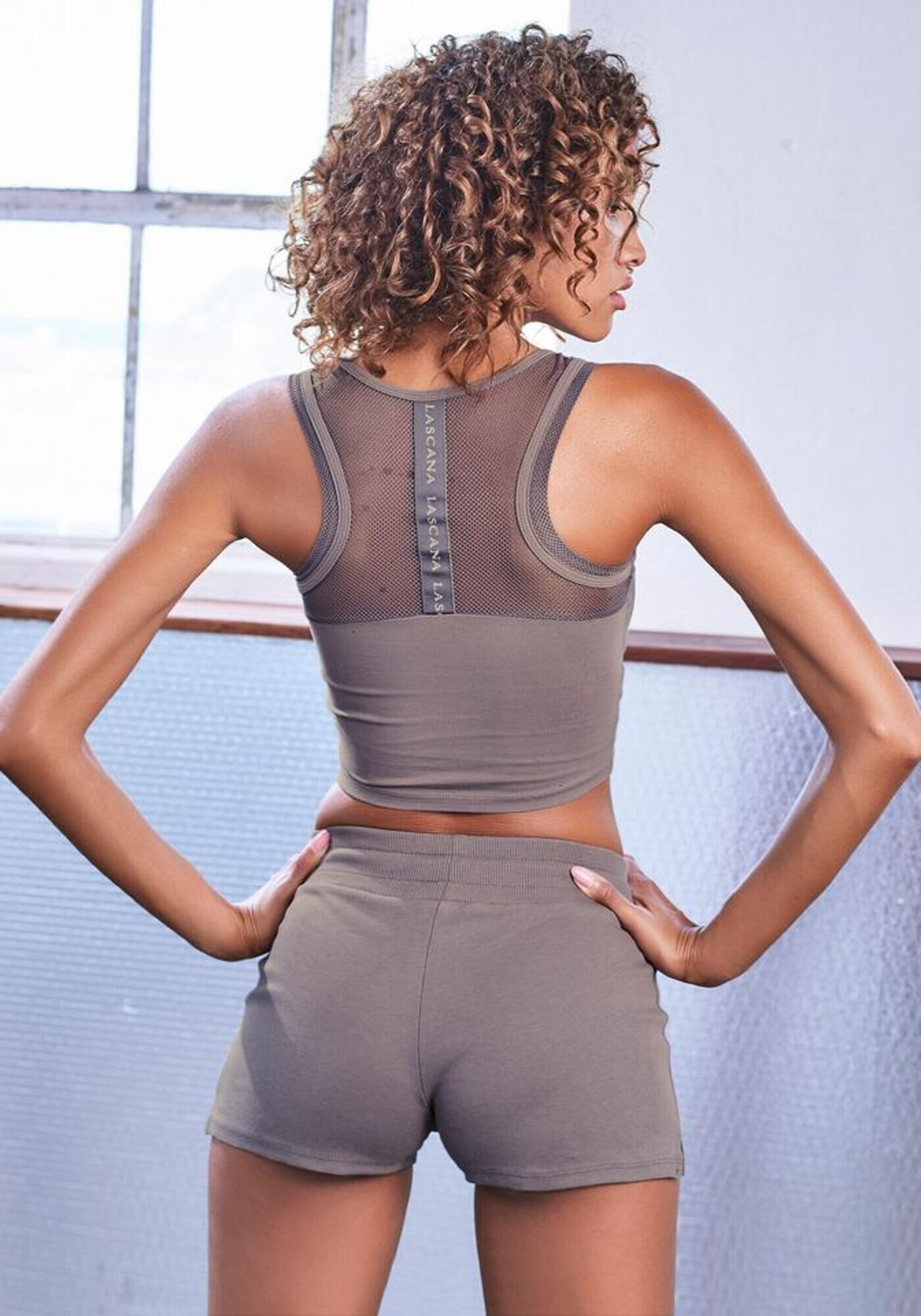 LASCANA ACTIVE Pantaloni sport gri piatră - Pled.ro