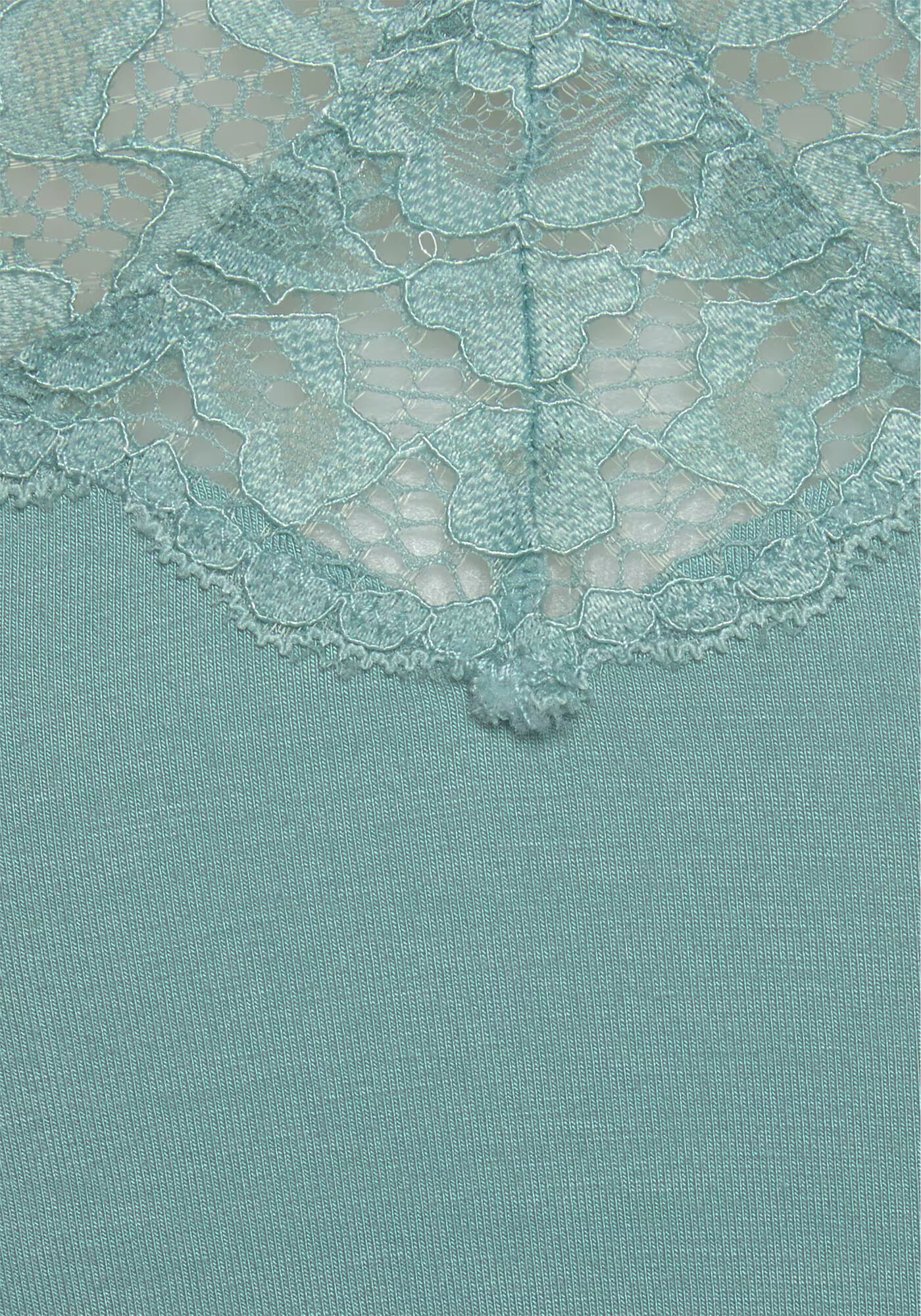 LASCANA Pantaloni scurți 'Summer Lace' verde - Pled.ro