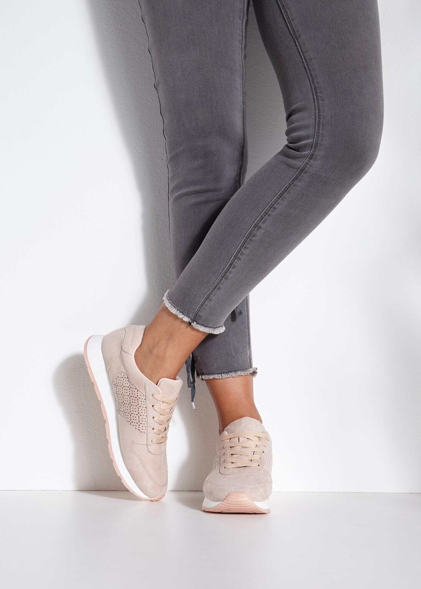 LASCANA Sneaker low rosé - Pled.ro