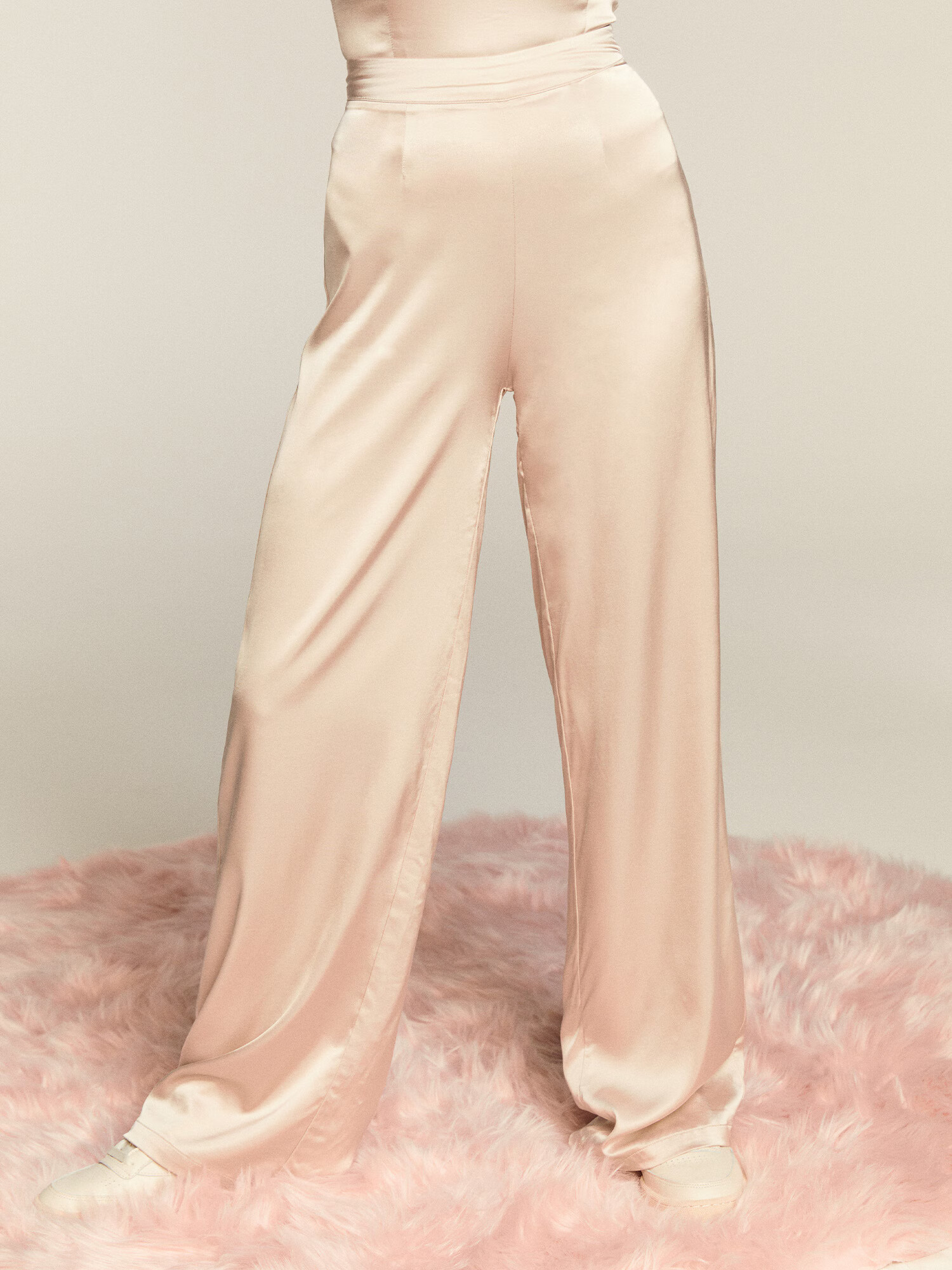 LENI KLUM x ABOUT YOU Pantaloni 'Kira' crem - Pled.ro